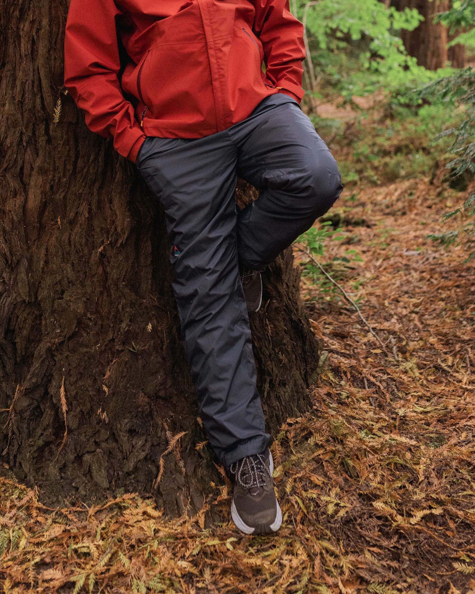 Gusto Recycled Windshell Trouser - Charcoal - Lifestyle