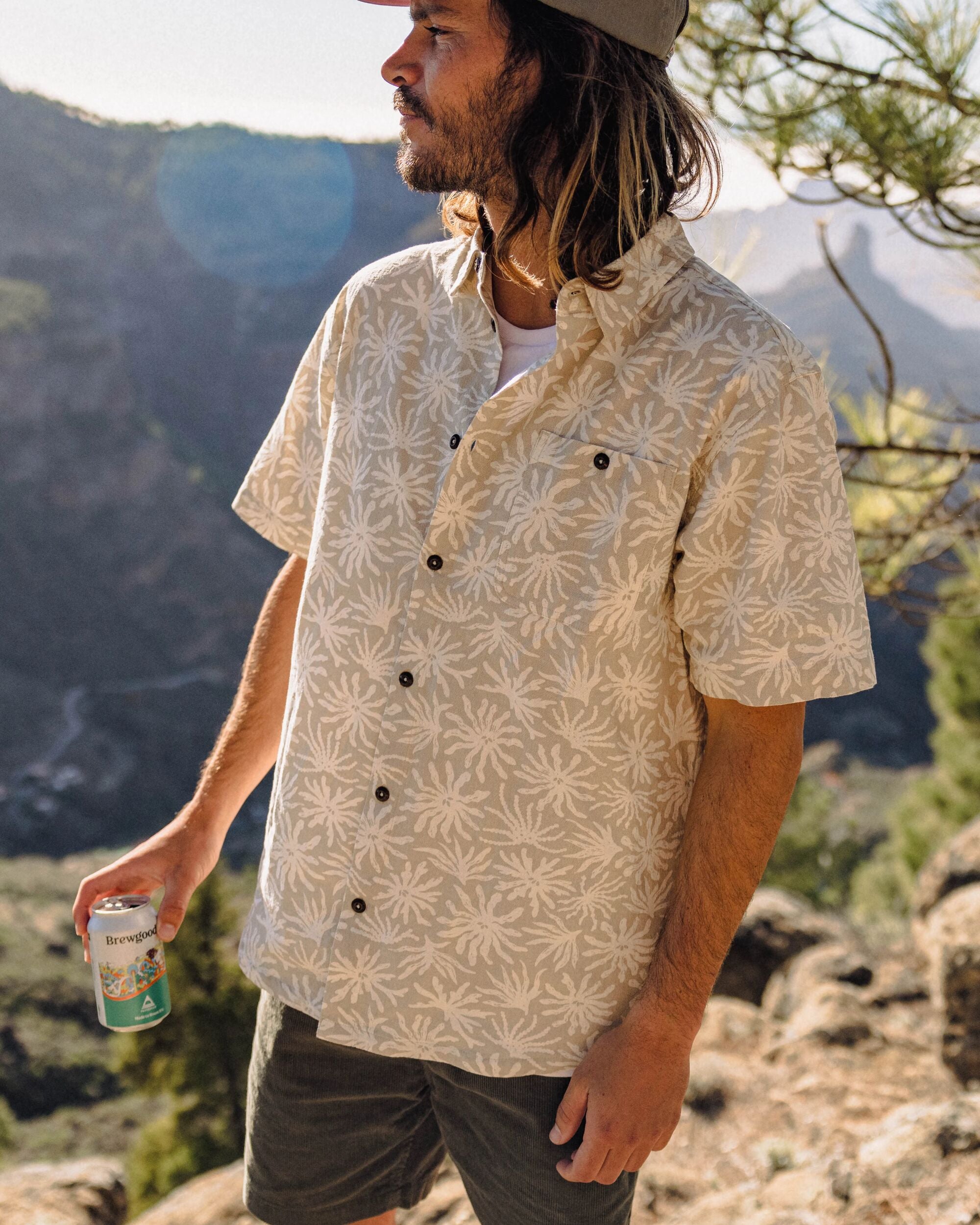 Chill Short Sleeve Shirt - Seaweed Pebble Grey - Lifestyle