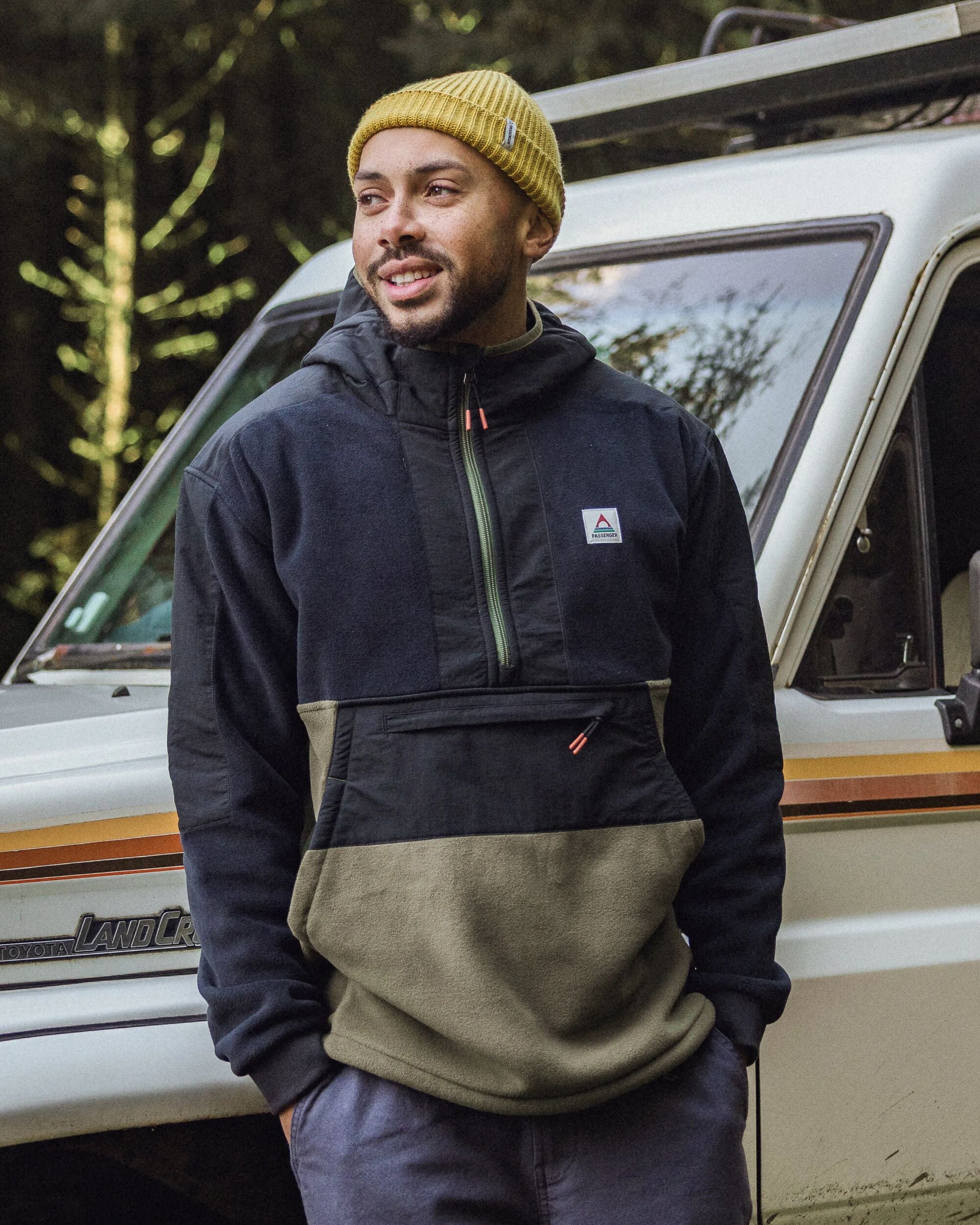 Woodland Hooded Recycled Polartec® Fleece - Black/Khaki - Lifestyle