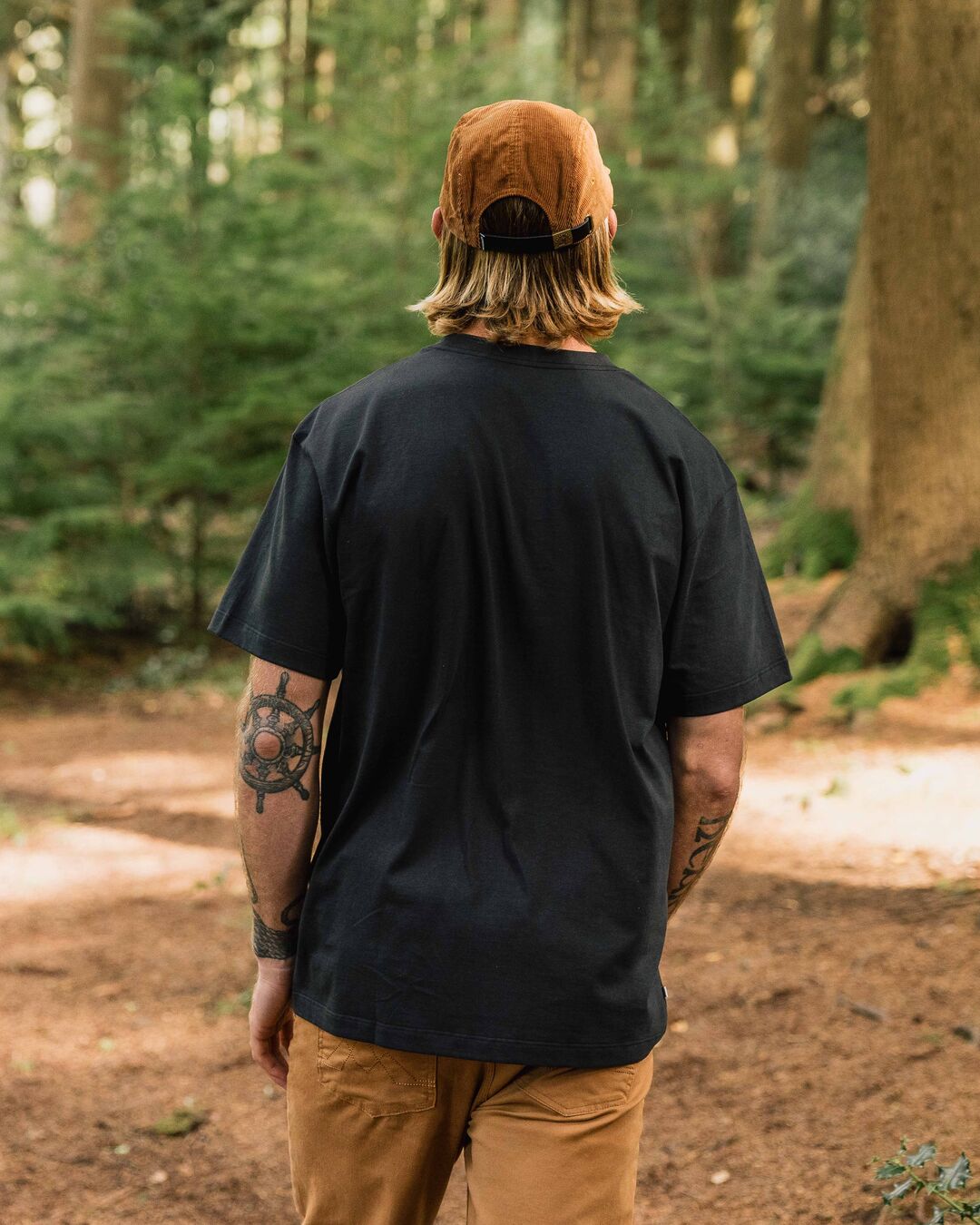 Heritage Organic Relaxed Fit T-Shirt - Black - Lifestyle