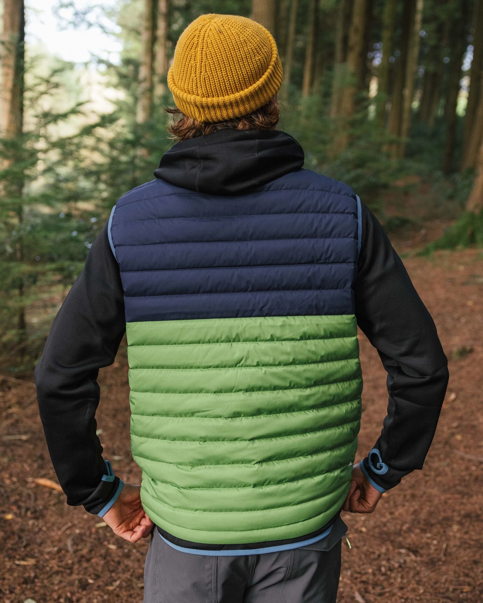 Ashland Down Recycled Vest - Rich Navy/Pear Green - Lifestyle