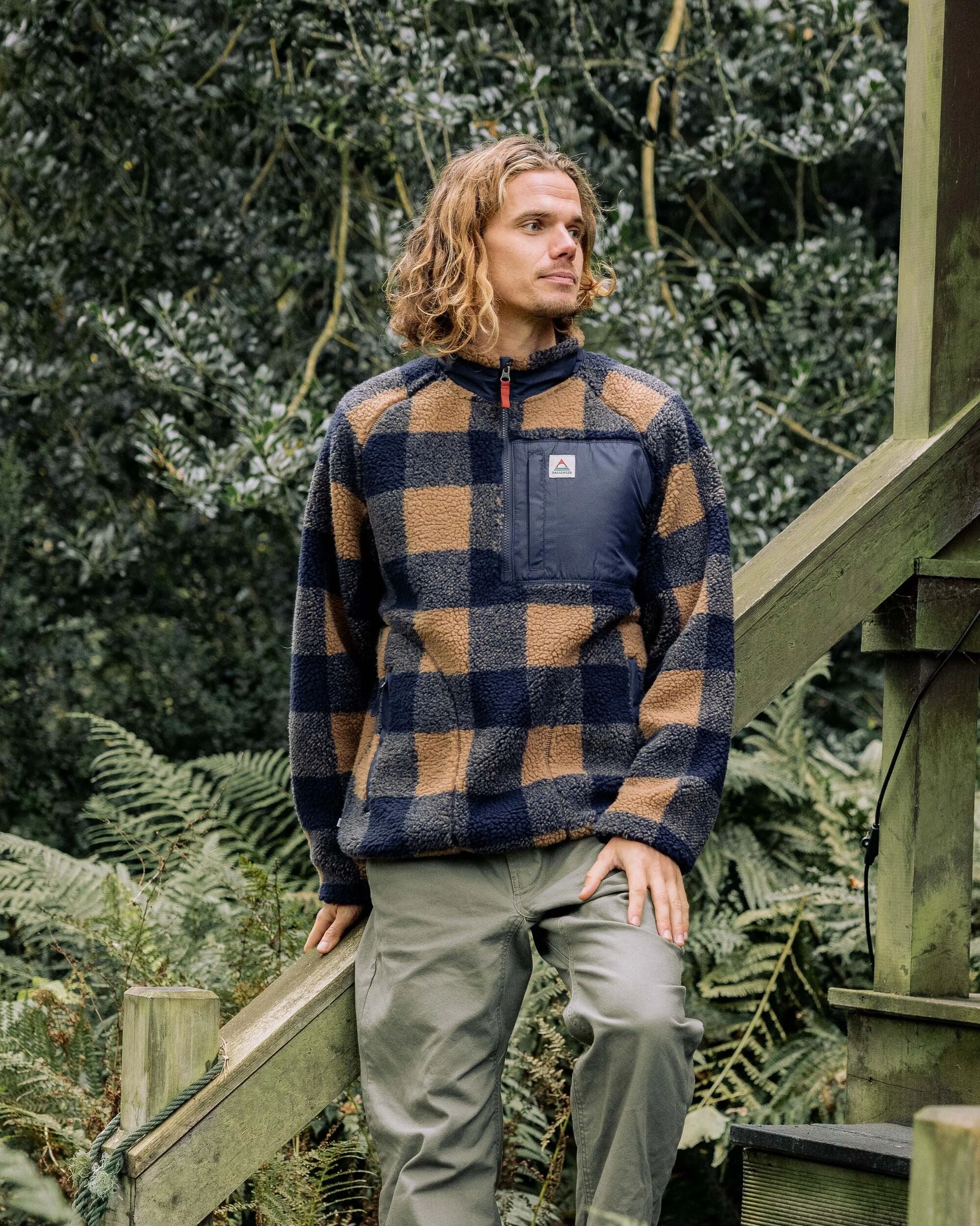 Offroad Recycled Sherpa 1/2 Zip Fleece - Toffee/Rich Navy Buffalo -