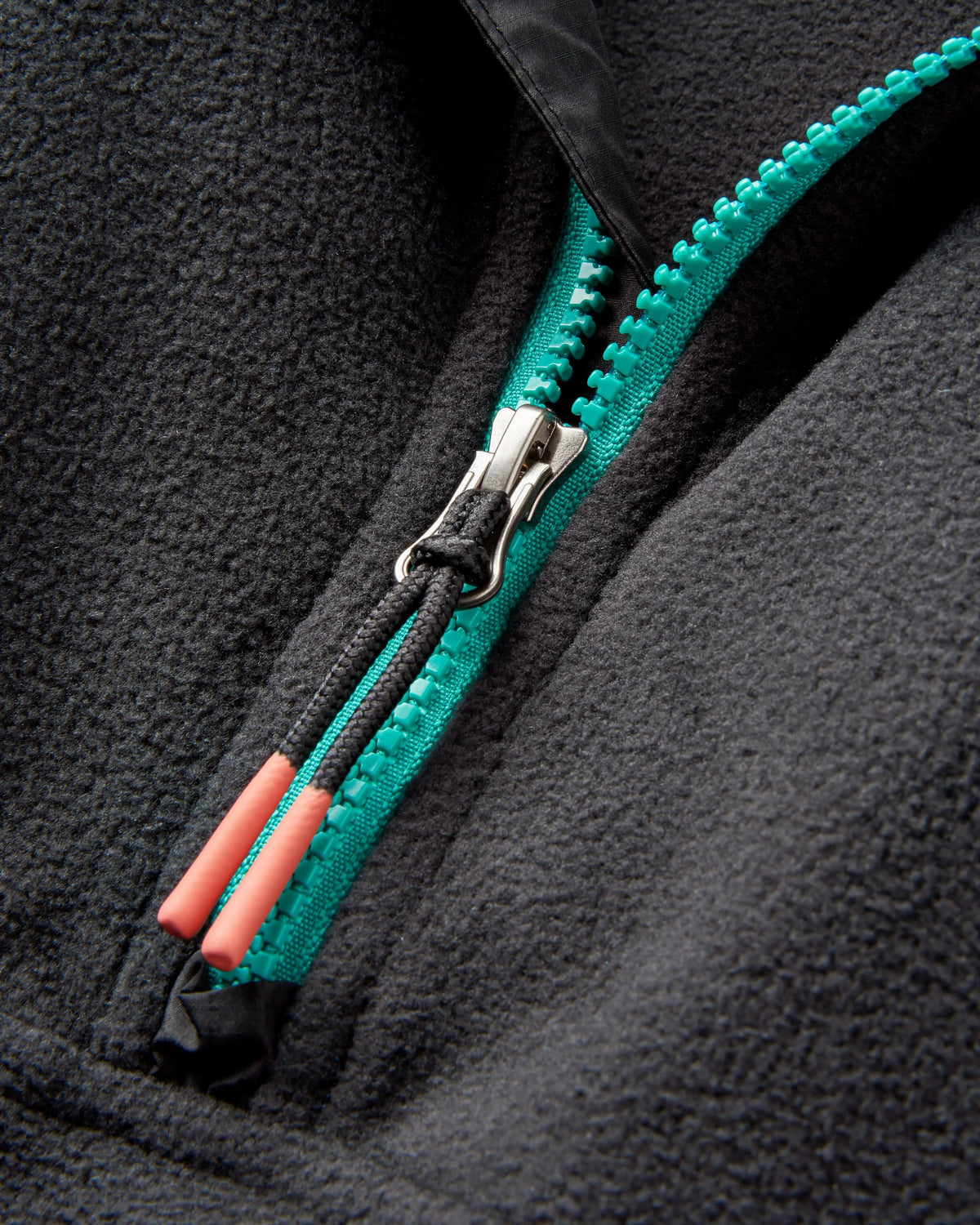 Sorrel Polar Fleece - Black - Flatlay