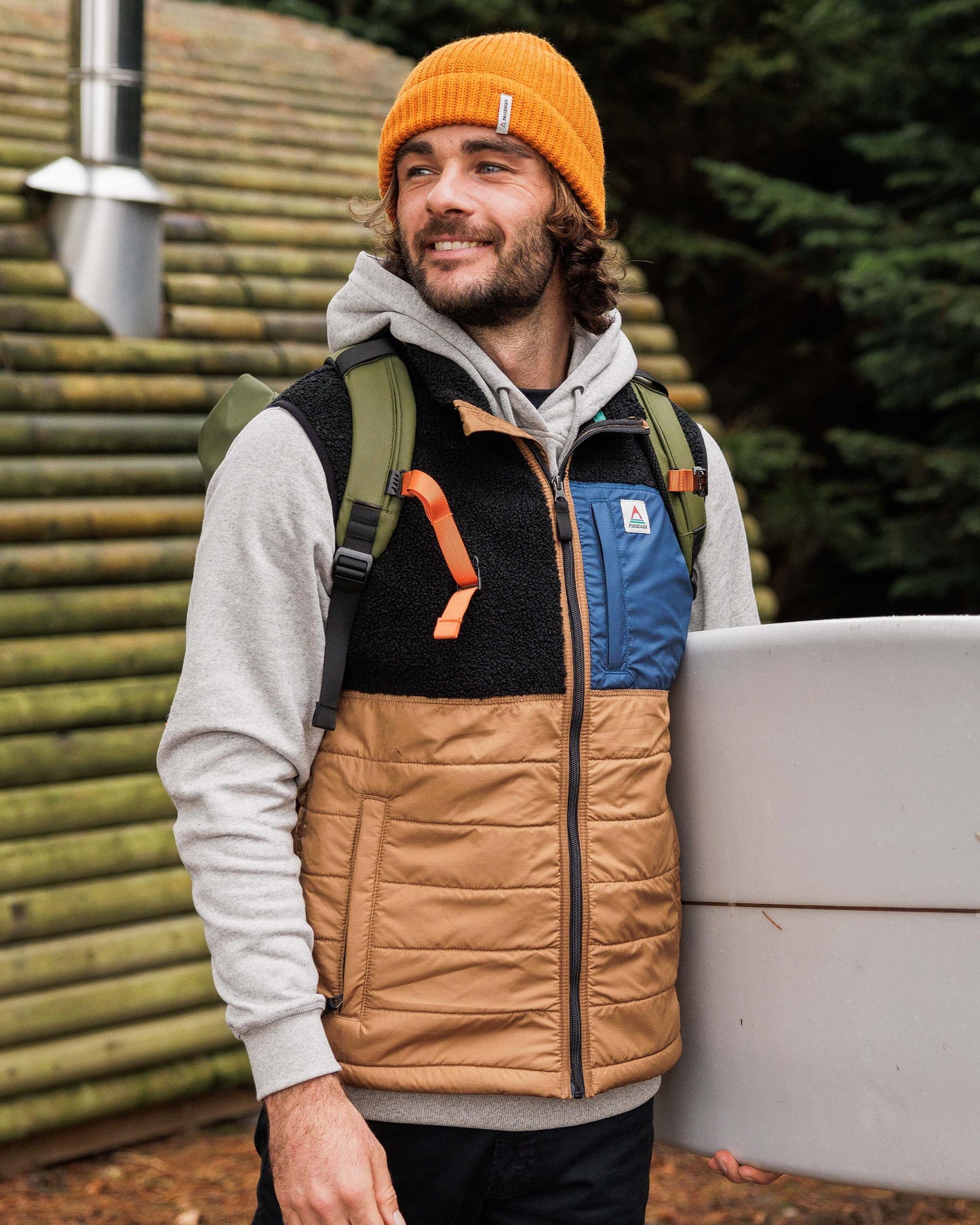 Born Explorer Recycled Polar-Lined Sherpa Vest - Black