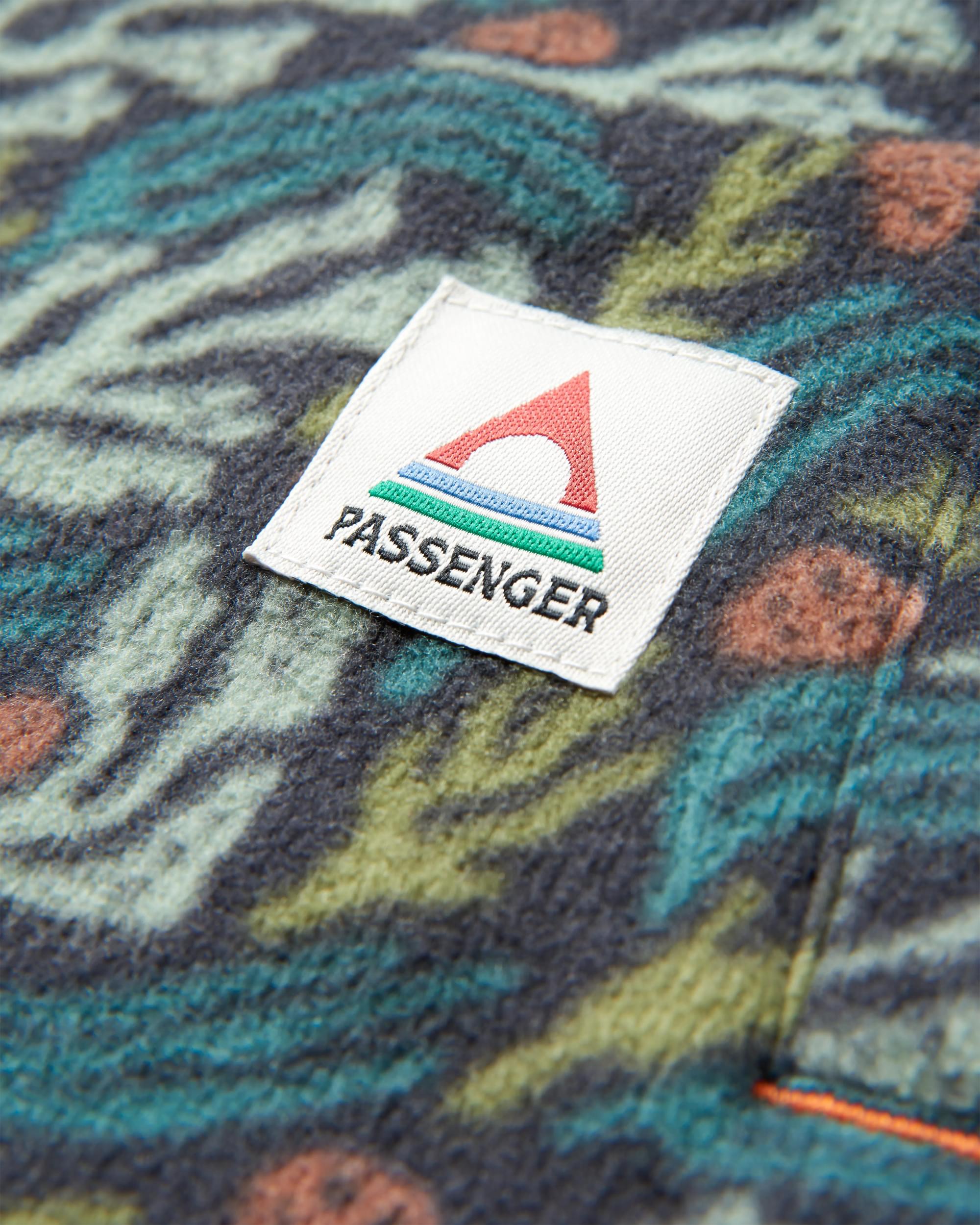 Maple Polar Recycled Fleece Shirt - Ocean Current Black - Flatlay