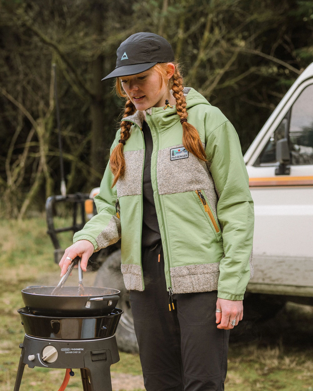 Warming Full Zip Windproof Fleece - Stem Green/Oat - Lifestyle