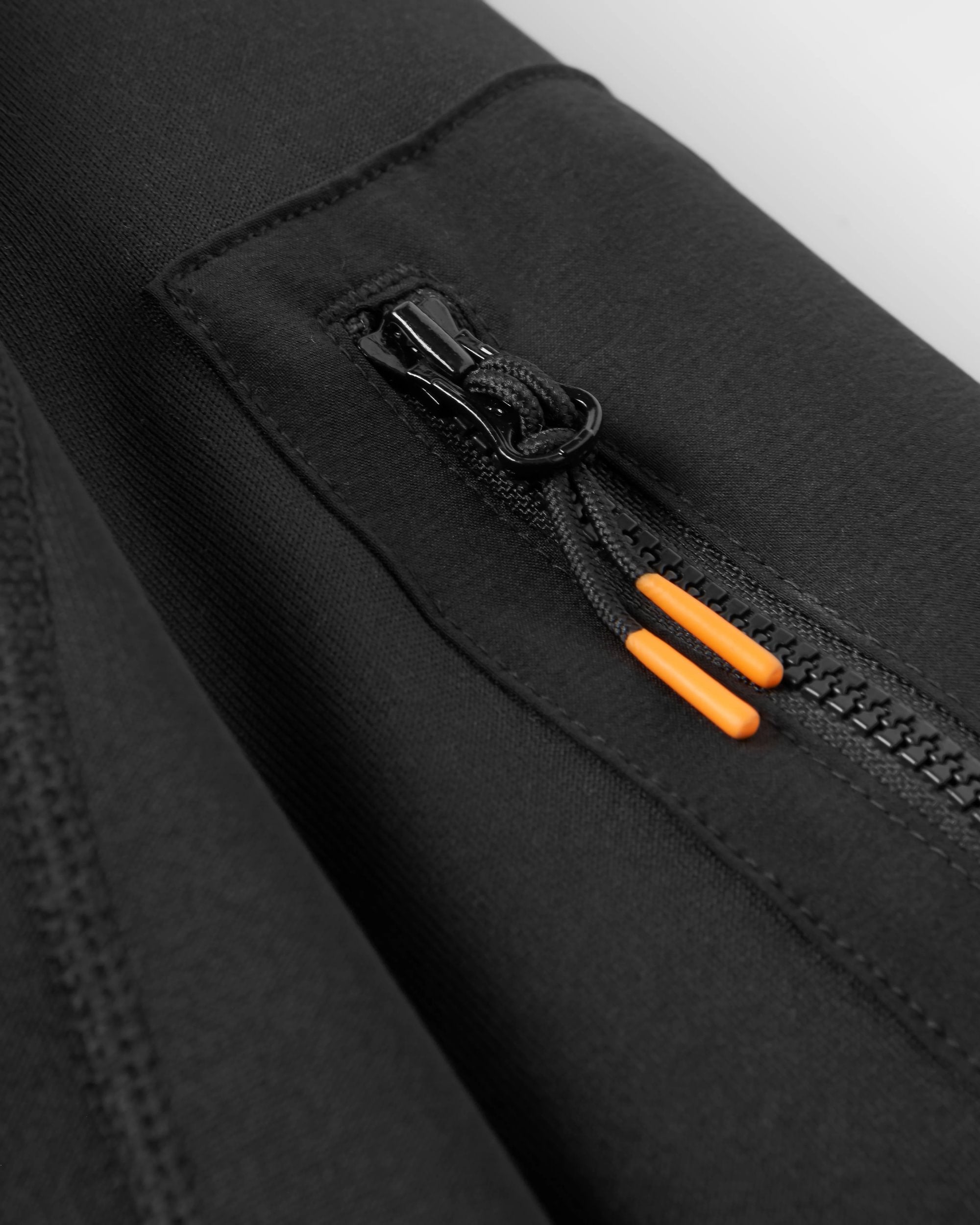 Wintergreen Recycled Polartec® Fleece Pullover - Black - Flatlay