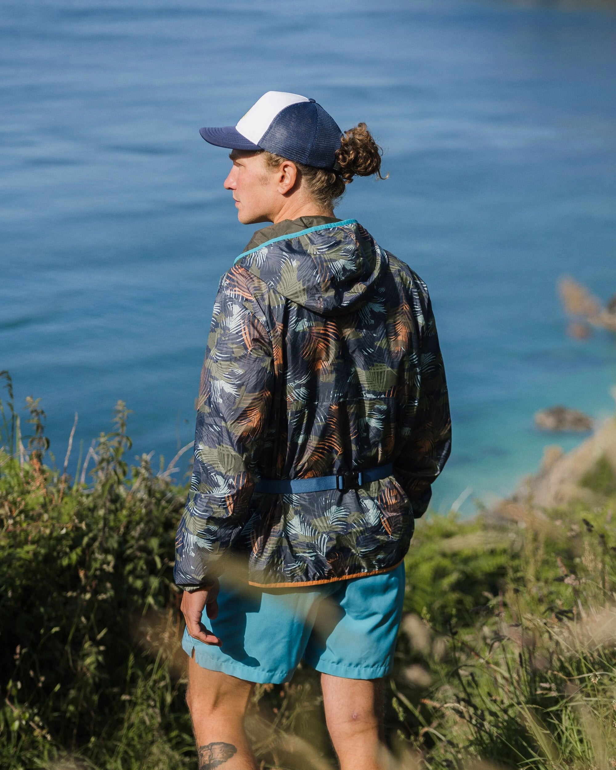 Gusto Recycled Windshell Anorak - Palm Camo Apricot - Lifestyle