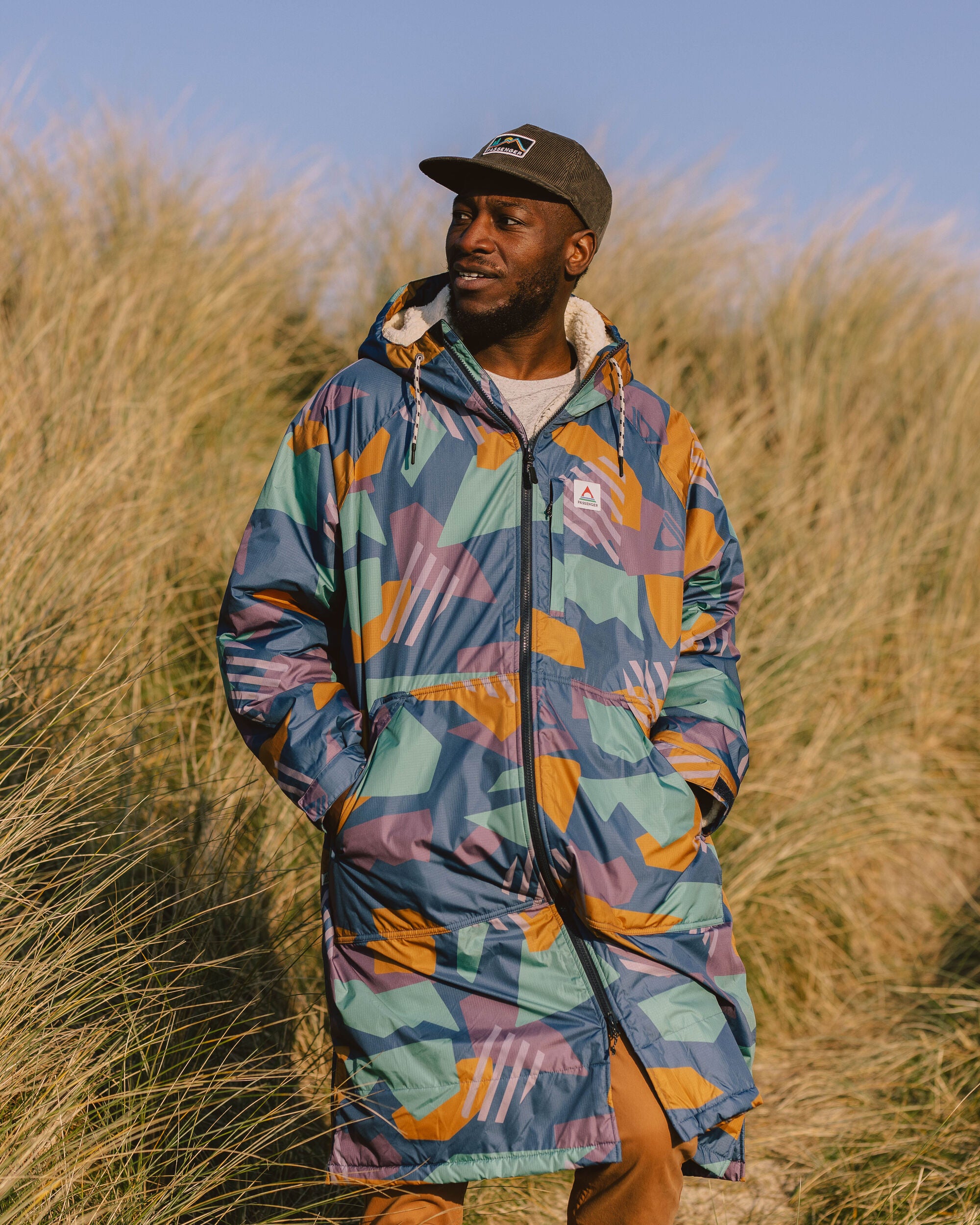 Waves Recycled Sherpa Lined Changing Robe - Deep Blue Camo Pattern - Lifestyle - Male