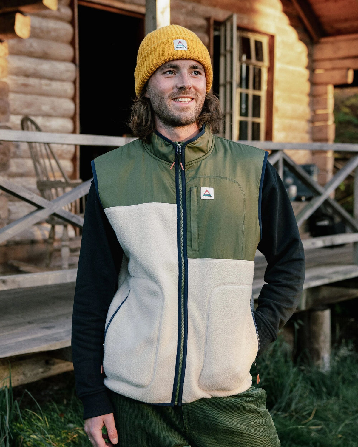 Offgrid Sherpa Fleece Vest - Oatmeal/Khaki - Lifestyle