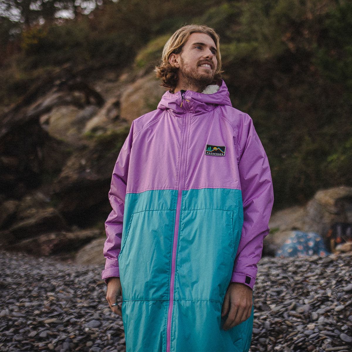 Roaming Recycled Sherpa Lined Changing Robe - Viridian Green/Orchid - Lifestyle - Male