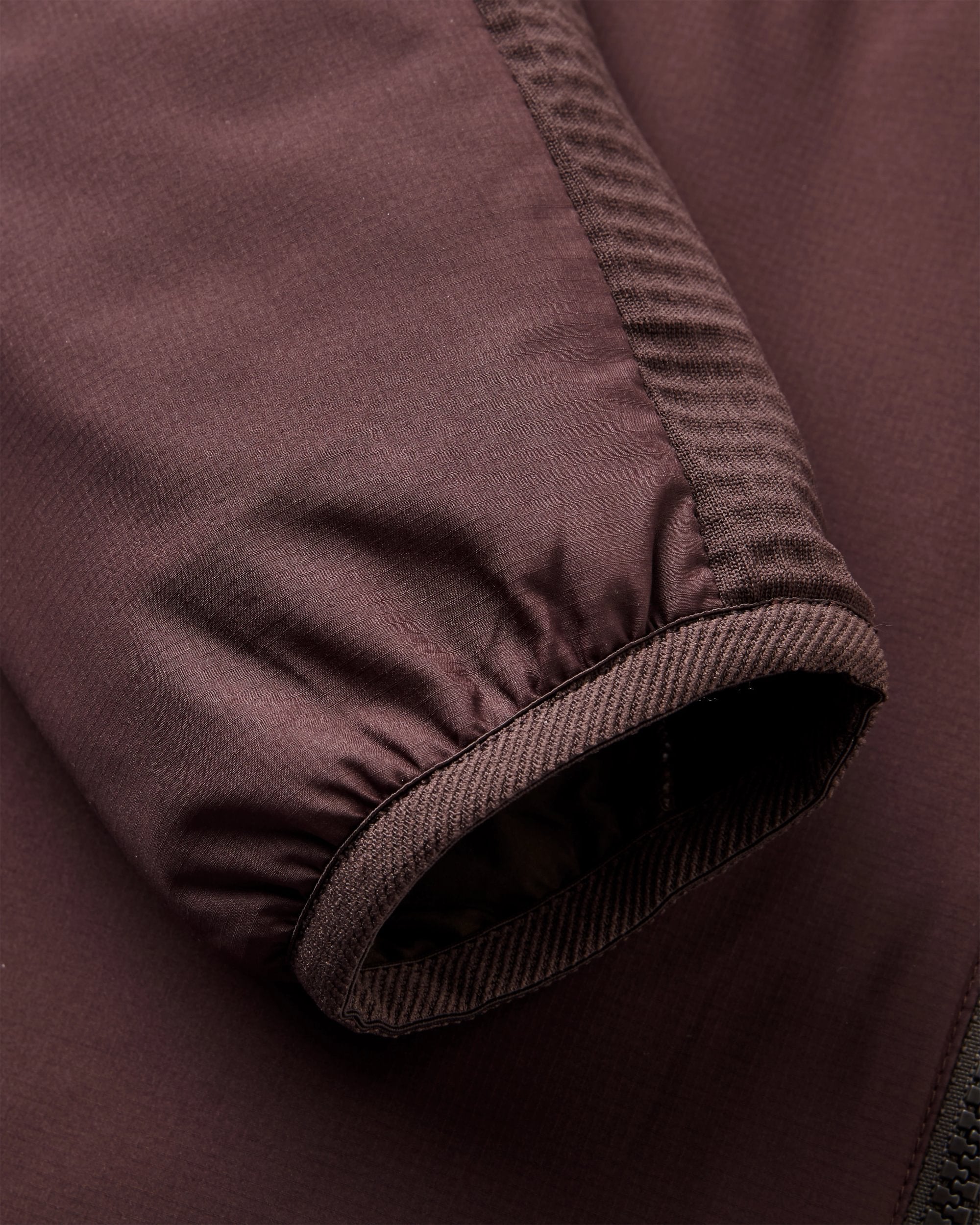 Men's Trailscape Lightweight Insulated Jacket - Espresso - Flatlay