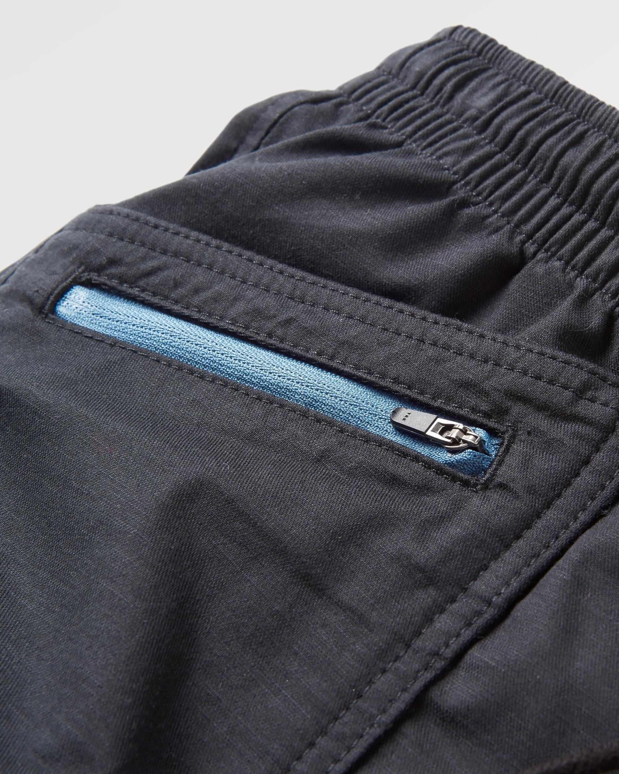 Basswood Organic Cotton Short - Black - Flatlay