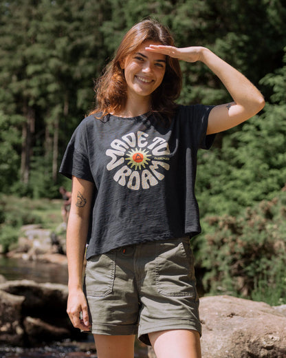 Easy Days T-Shirt - Black - Lifestyle