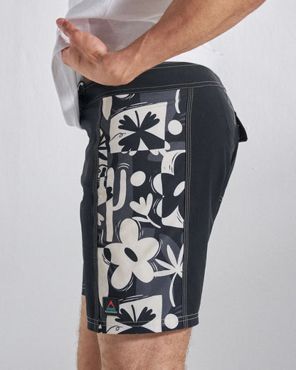 Rialto 16" Boardshort - Black - Studio Model