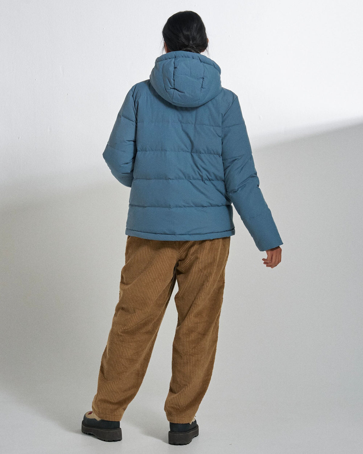 Nook Insulated Jacket - Stormy Blue - Studio Model