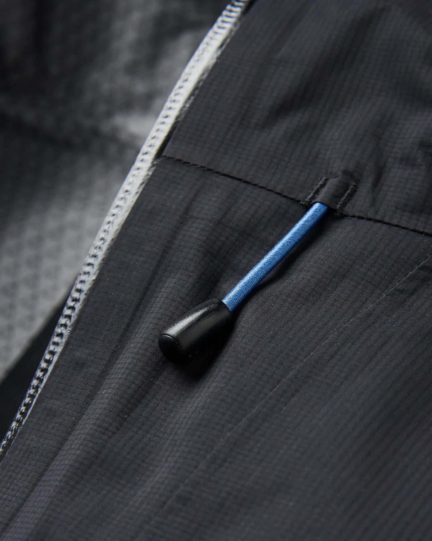 Trailscape Lite Women's Recycled Waterproof Jacket - Black - Flatlay