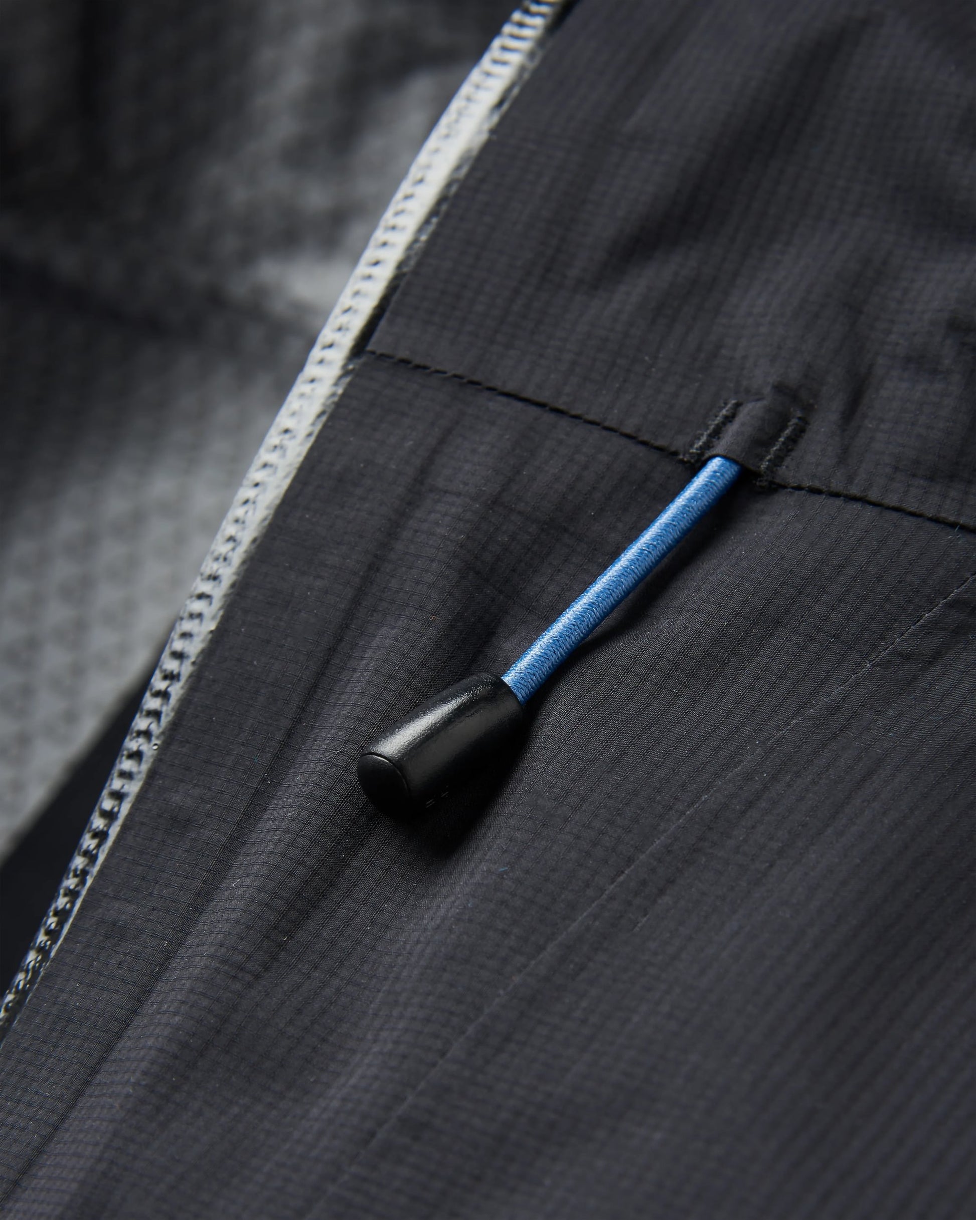 Trailscape Lite Women's Recycled Waterproof Jacket - Black - Flatlay