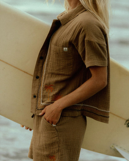 Waveney Short Sleeve Cotton Shirt - Caramel Brown - Lifestyle