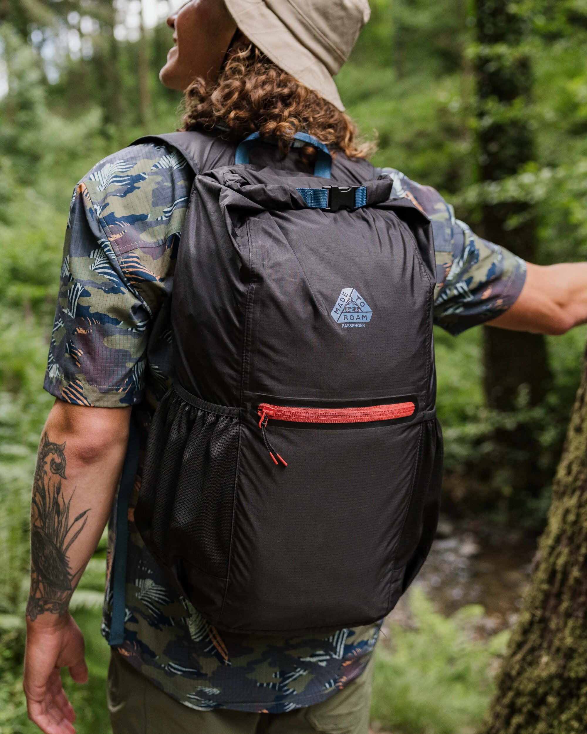 Trail Light Recycled Packable Backpack - Black - Lifestyle - Male