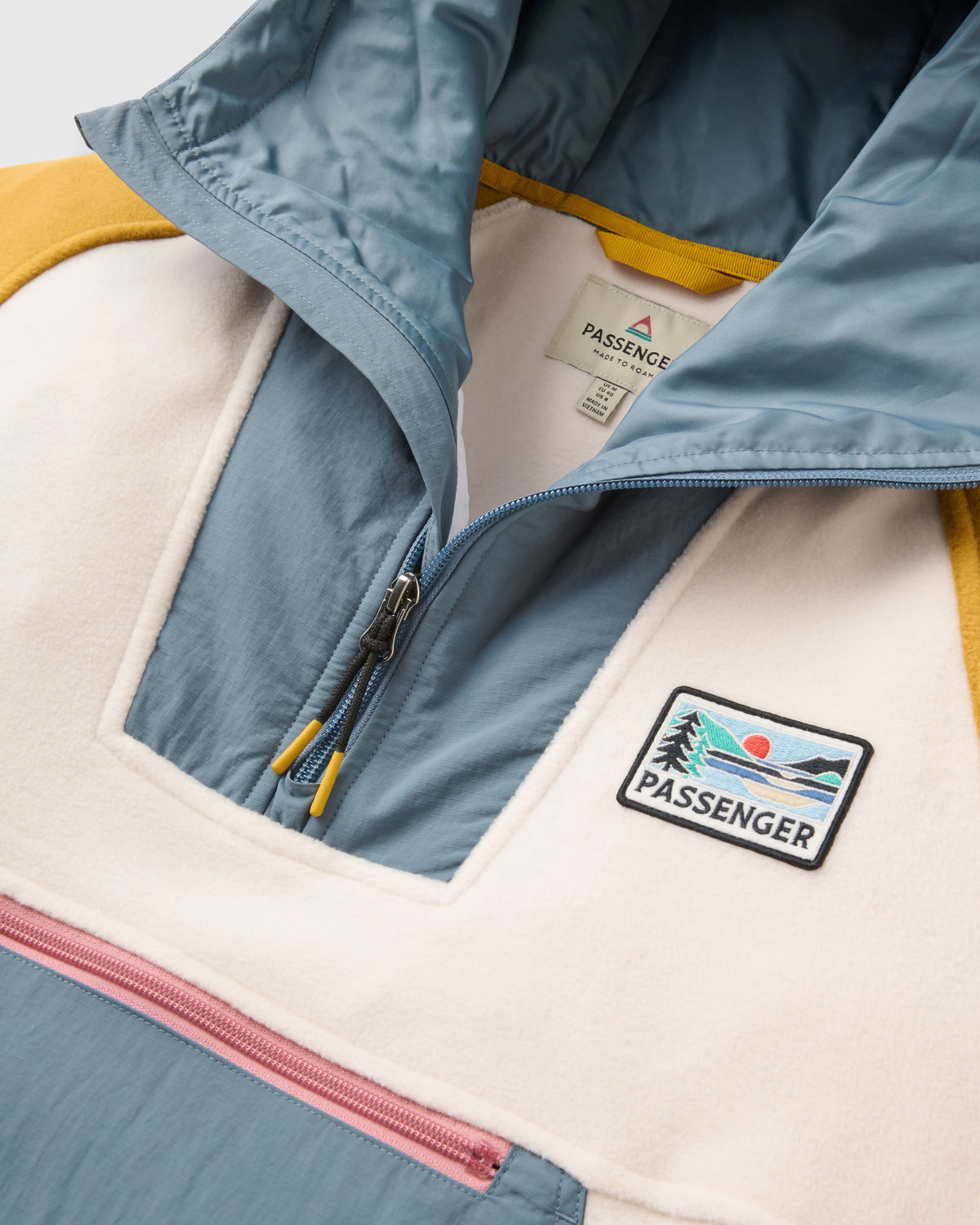 Alexander Hooded Polartec® Fleece
 - Stormy Blue/White Sand - Flatlay