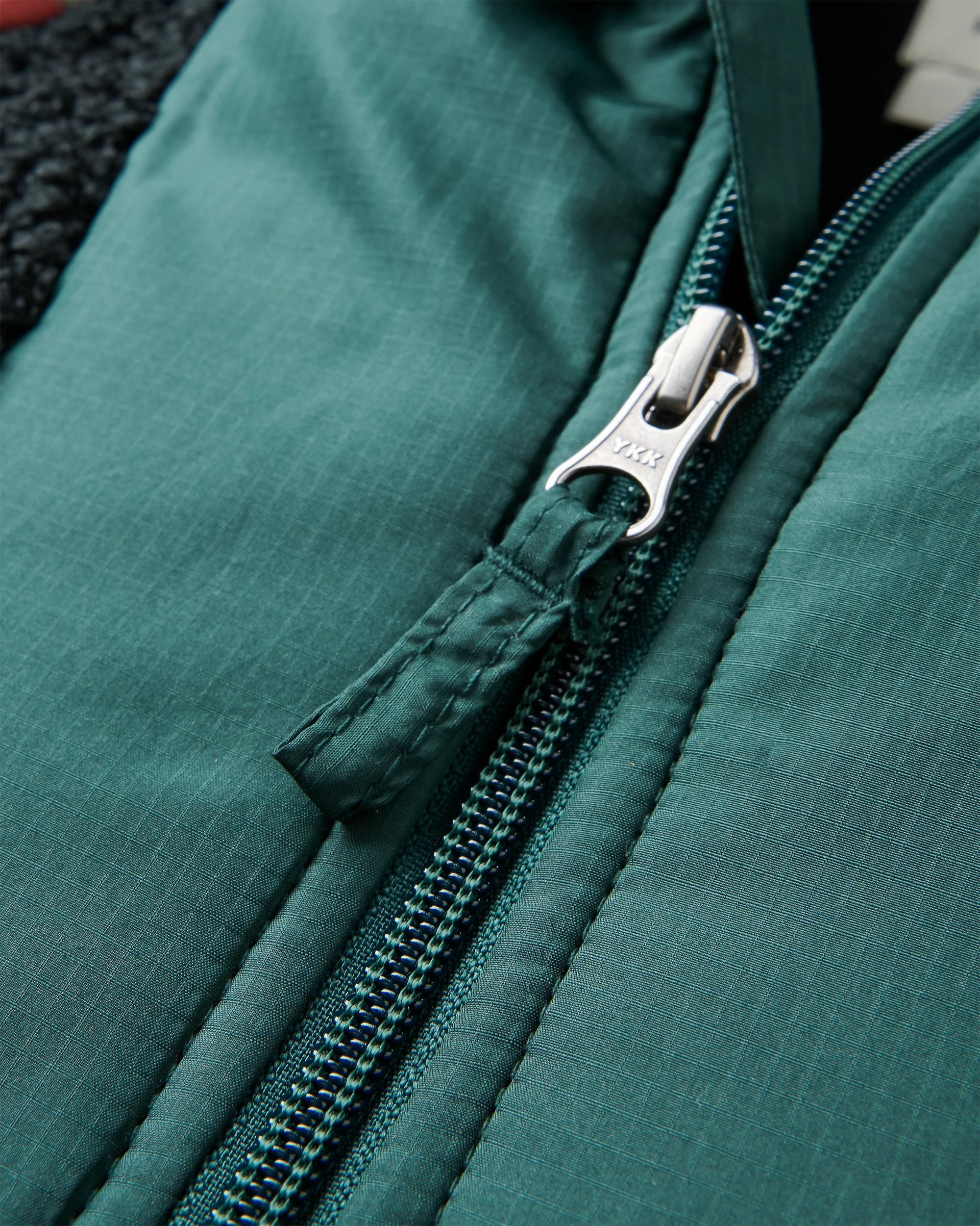 Woodland Recycled Polar-lined Sherpa Fleece - Black/ Dark Forest - Flatlay