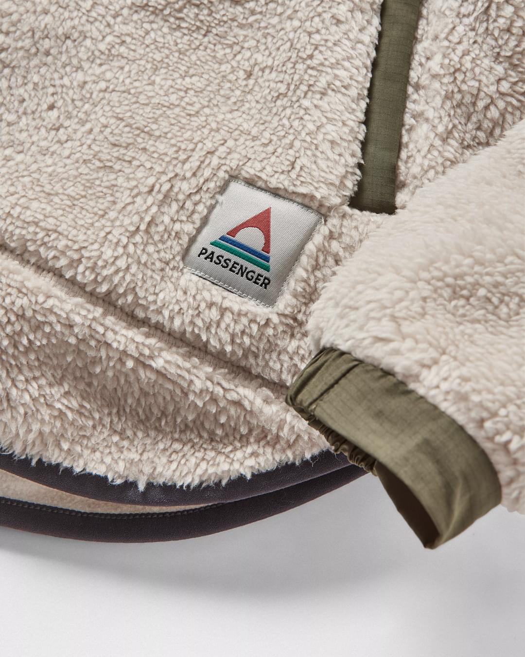 Beaumont Recycled Sherpa Hooded Fleece - Warm Ivory