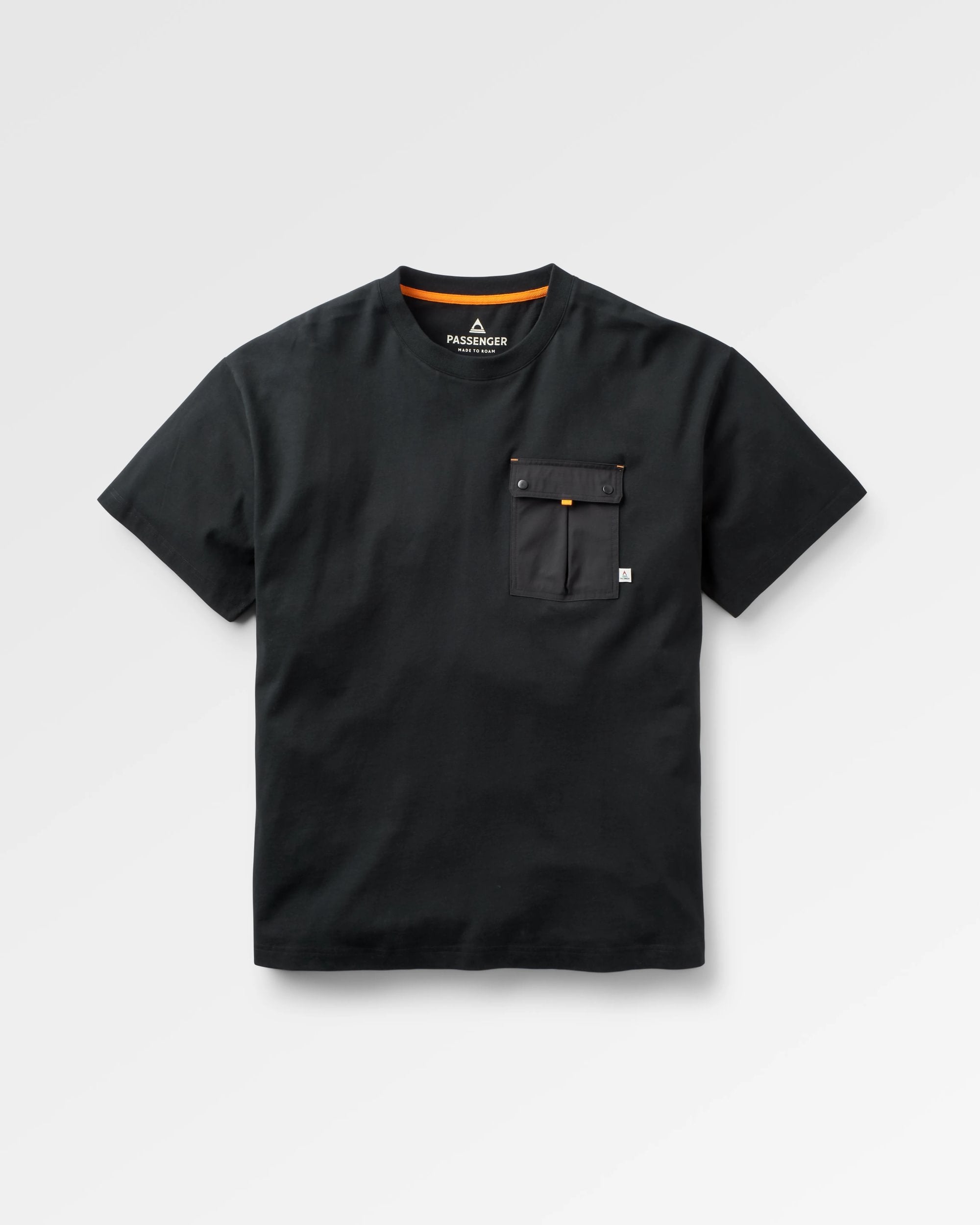 Travel Pocket Relaxed Fit T-Shirt - Black - Flatlay
