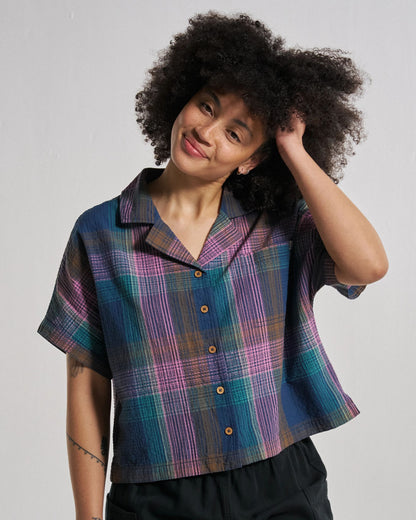 Arden Short Sleeve Shirt - Rich Navy Multi Check - Studio Model