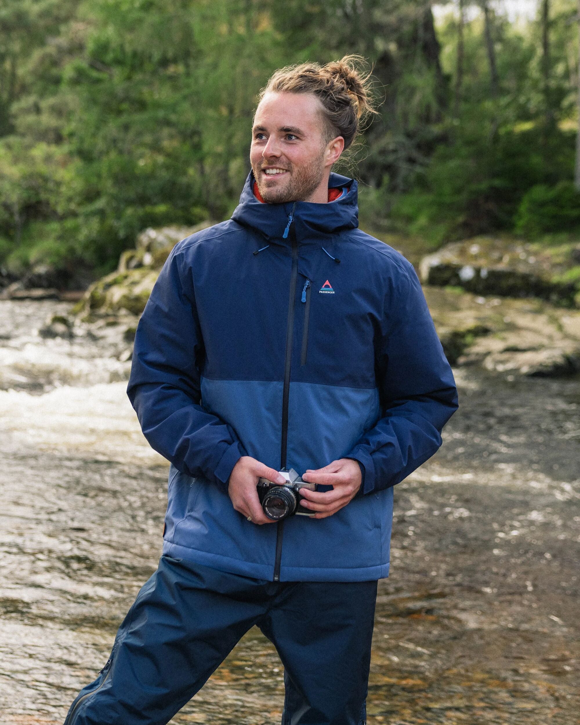 Eclipse Insulated Waterproof Jacket - Rich Navy - Lifestyle