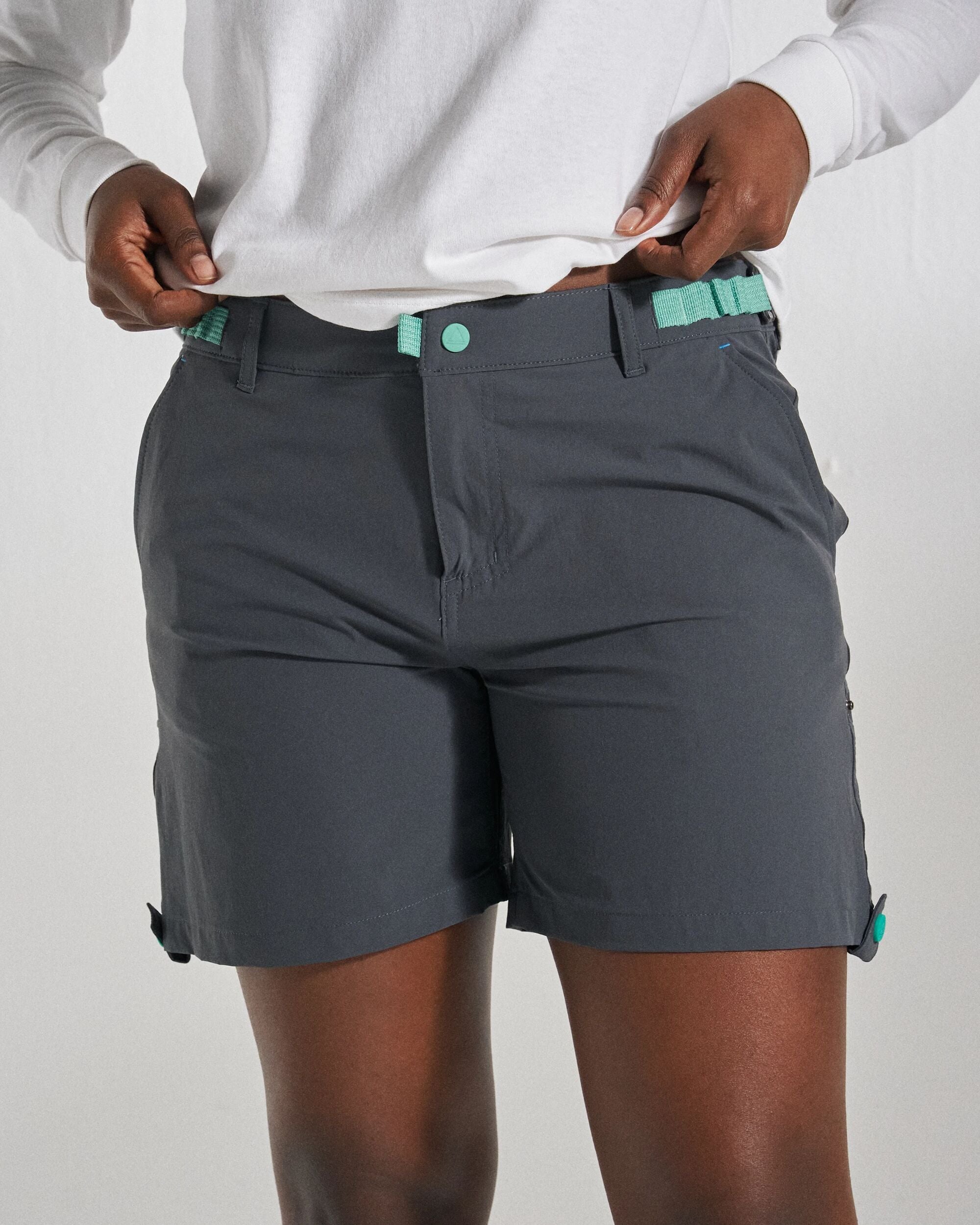 365 Trail Roll Up Short - Charcoal - Studio Model