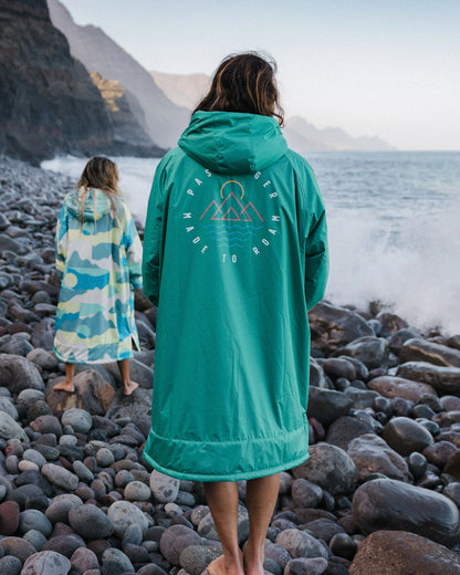 Escapism Recycled Sherpa Lined Changing Robe - Greenlake - Lifestyle