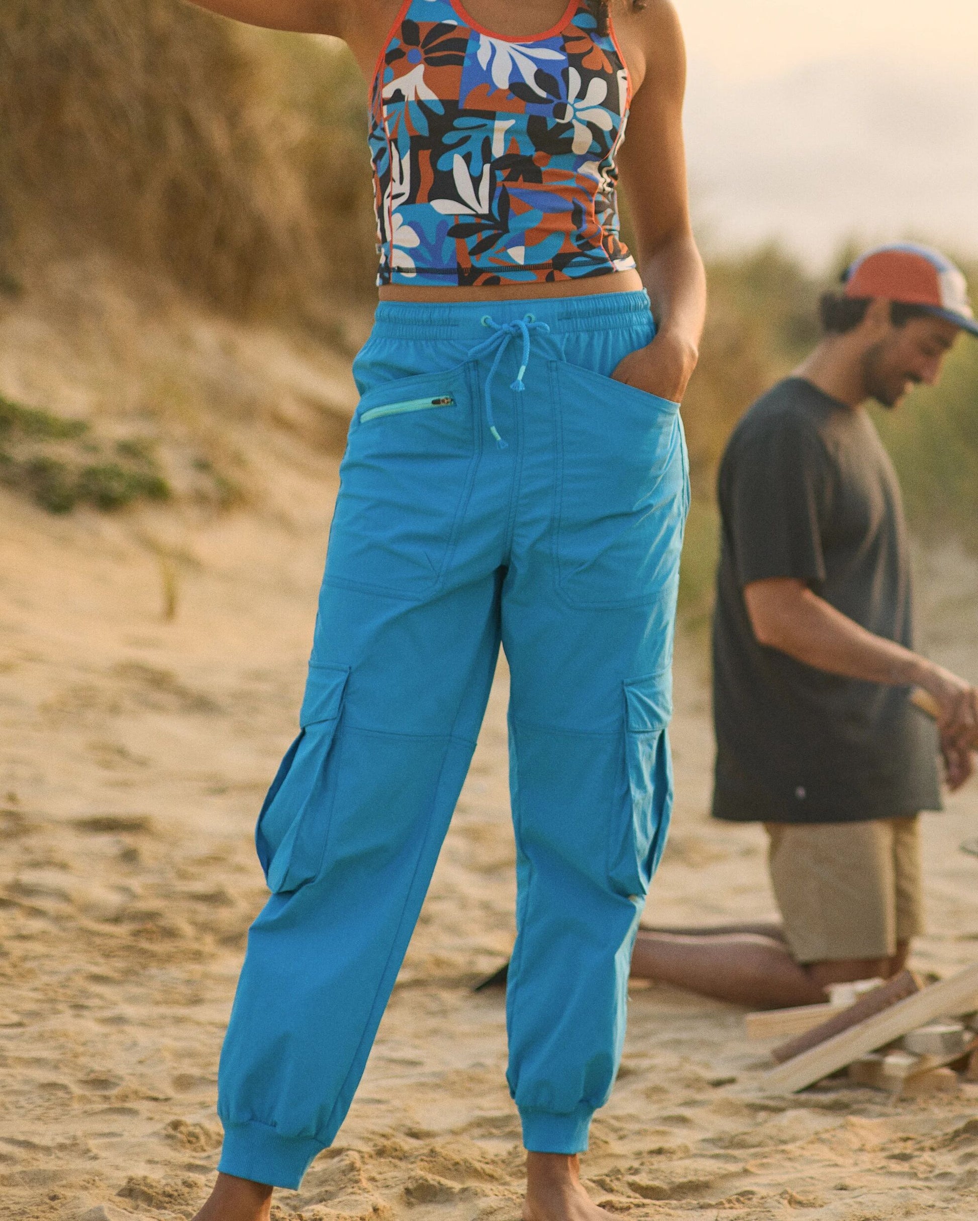 Hydrilla Light Trouser - Bluejay - Lifestyle