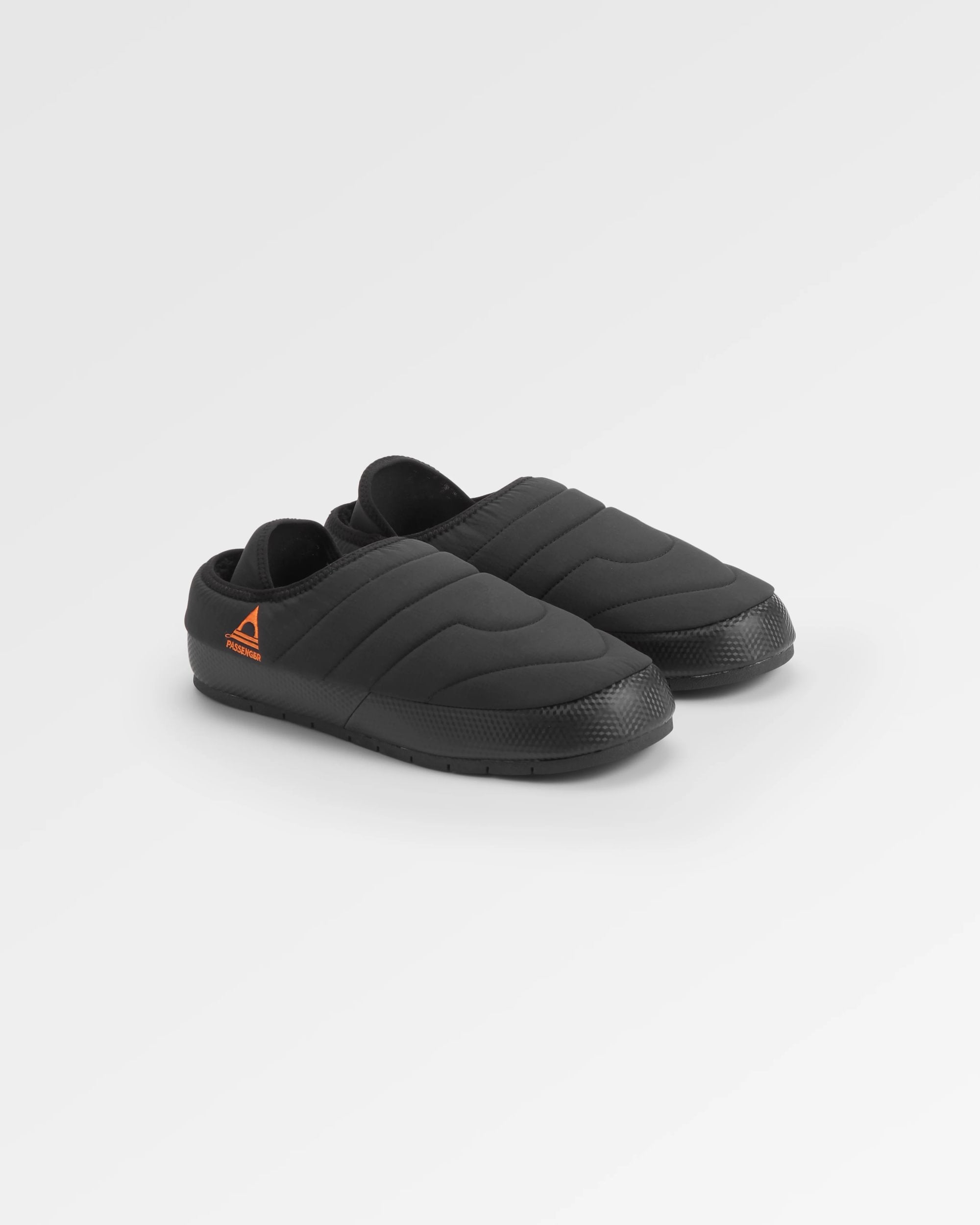 Hearth Men's Slipper - Black - Flatlay