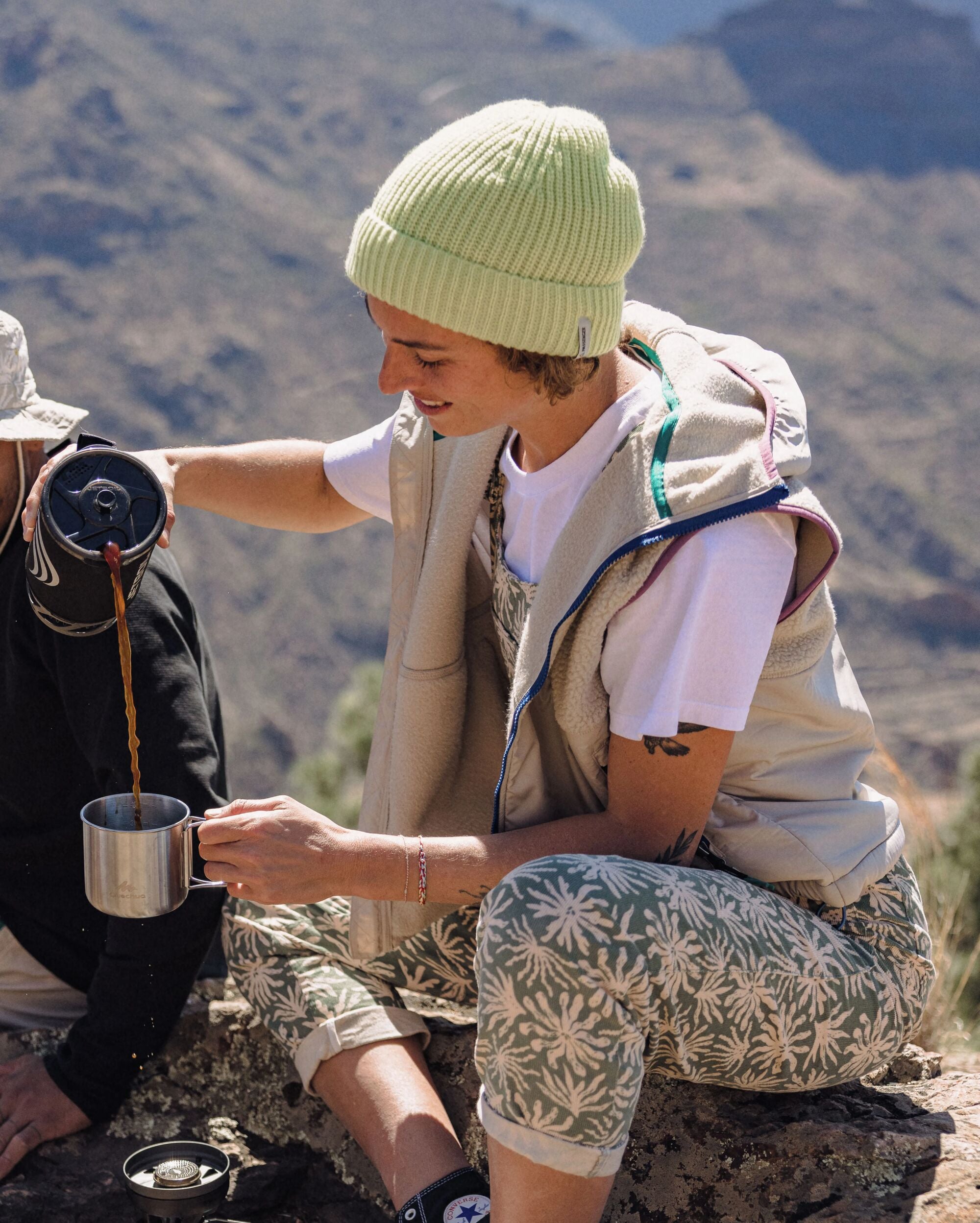 Beebalm Recycled Sherpa Fleece Vest - Oatmeal - Lifestyle