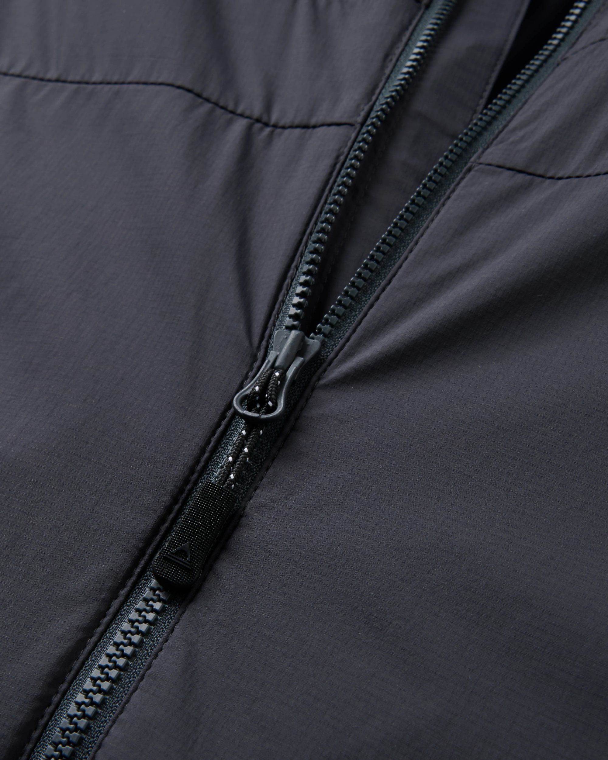 Gusto Windshell Jacket - Faded Black - Flatlay