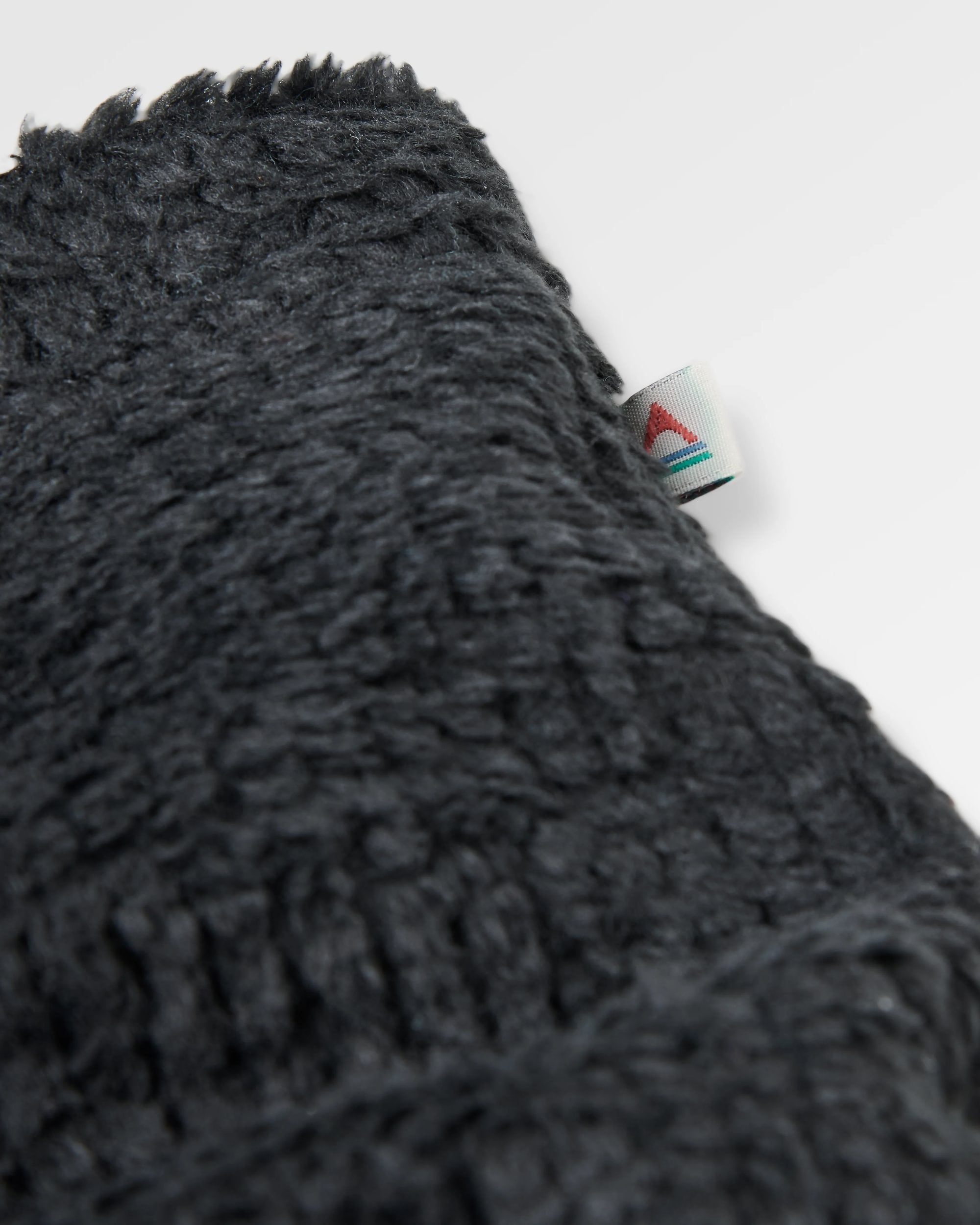 Venturescape Neck Gaiter - Black - Flatlay