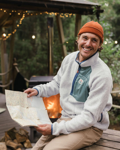 Offgrid 1/2 Zip Recycled Sherpa Fleece - Grey Marl 2 - Lifestyle