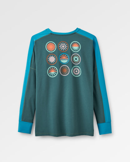 Chase The Light Drirelease® Active LS T-Shirt - Deep Ocean - Flatlay