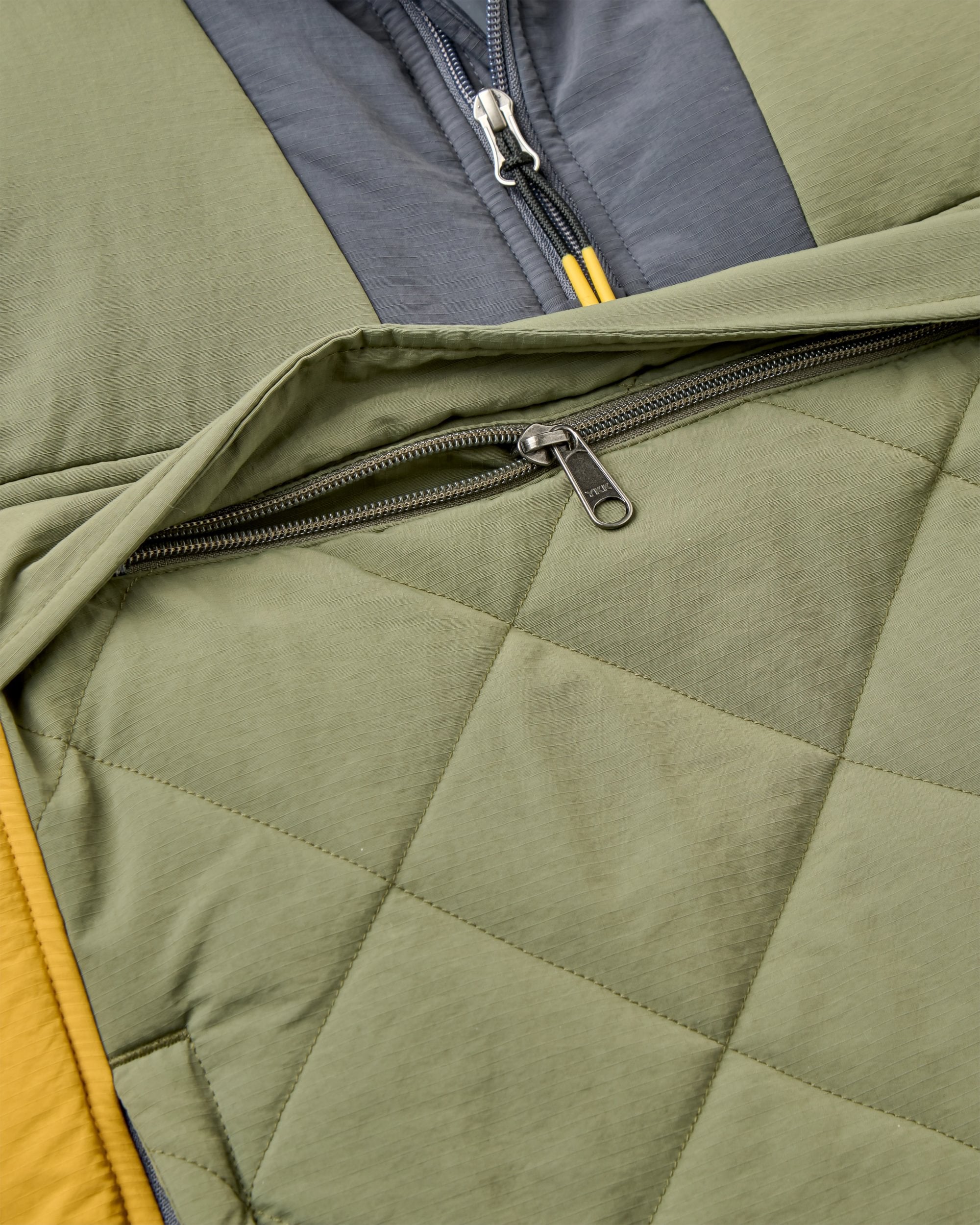 Ocean Insulated Anorak - Dusty Olive/Charcoal - Flatlay