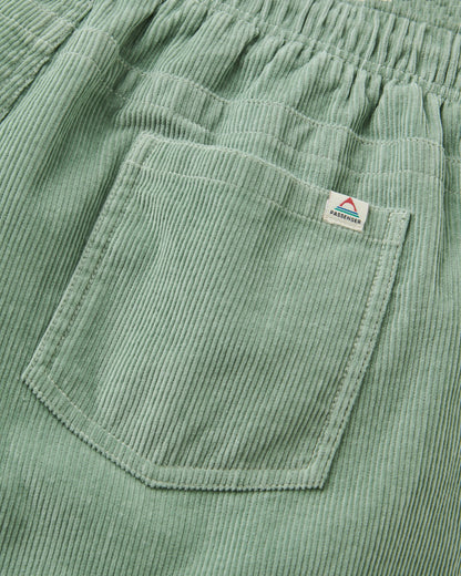 Drifter Cord Short - Pistachio - Flatlay