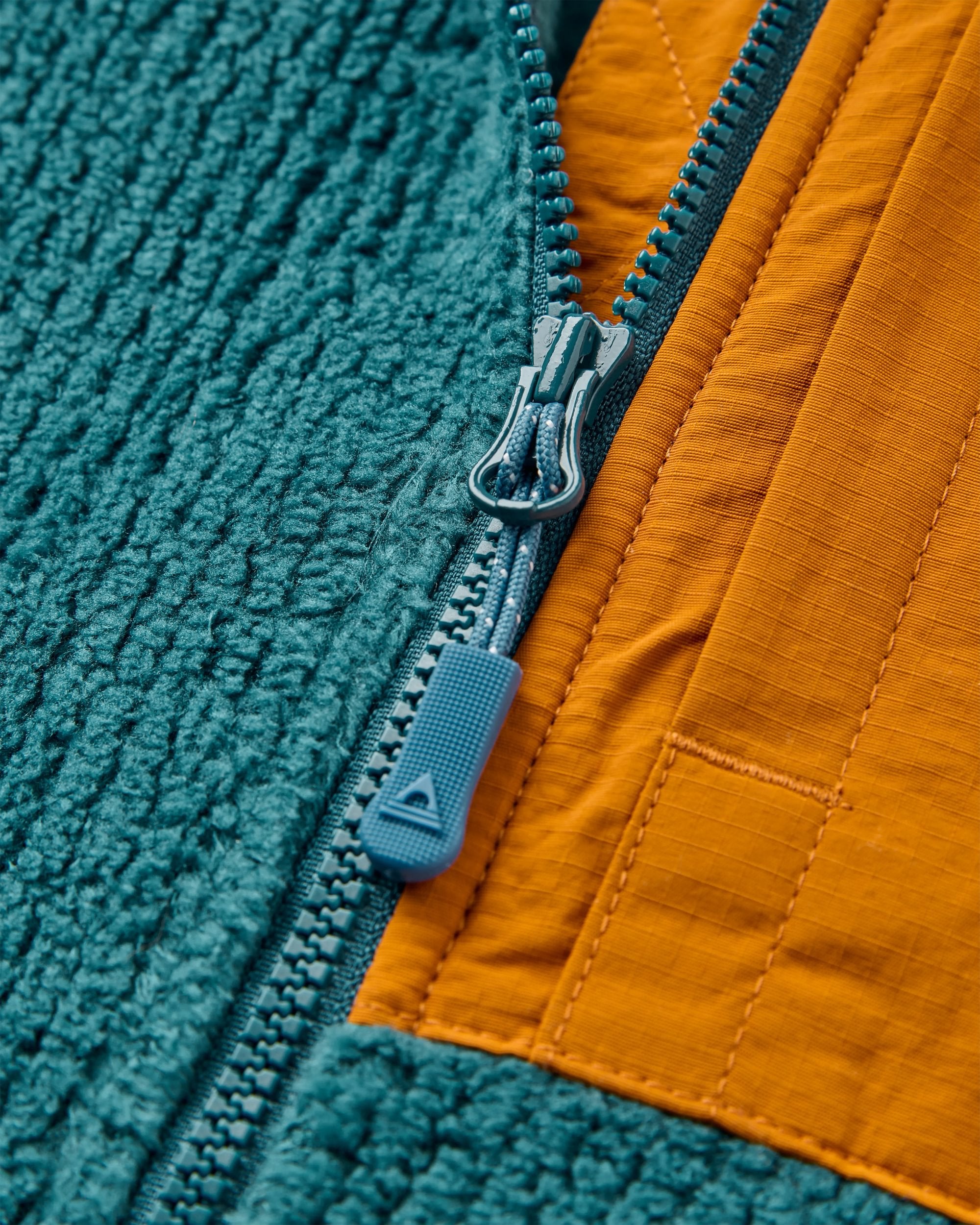 Venturescape Men's Recycled Fleece - Retro Orange/Tidal Blue - Flatlay