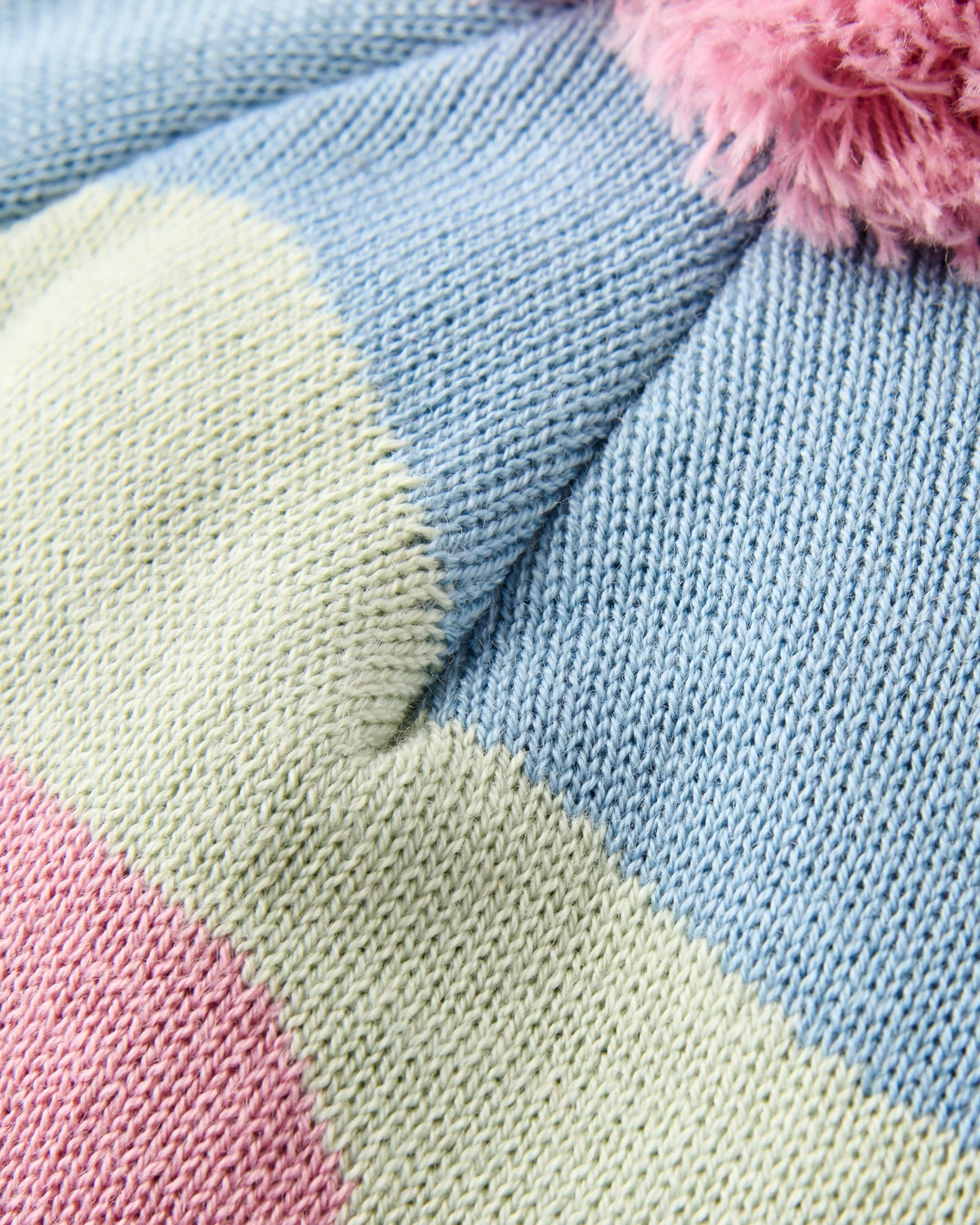 Scenic Bobble Beanie - Scenic Stormy Blue - Flatlay