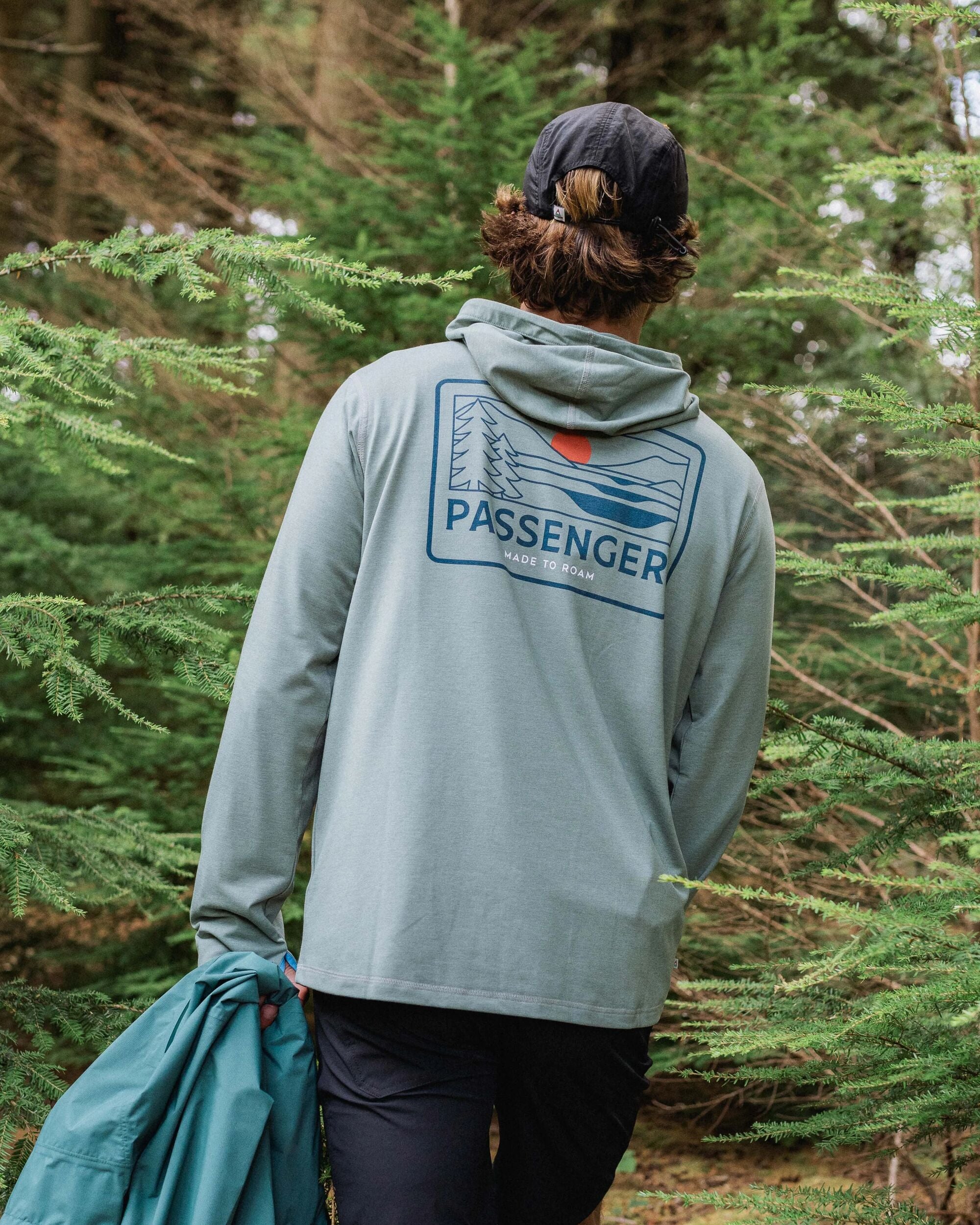 Roamscreen UPF50 Drirelease® Men's Hoodie - Pistachio - Lifestyle