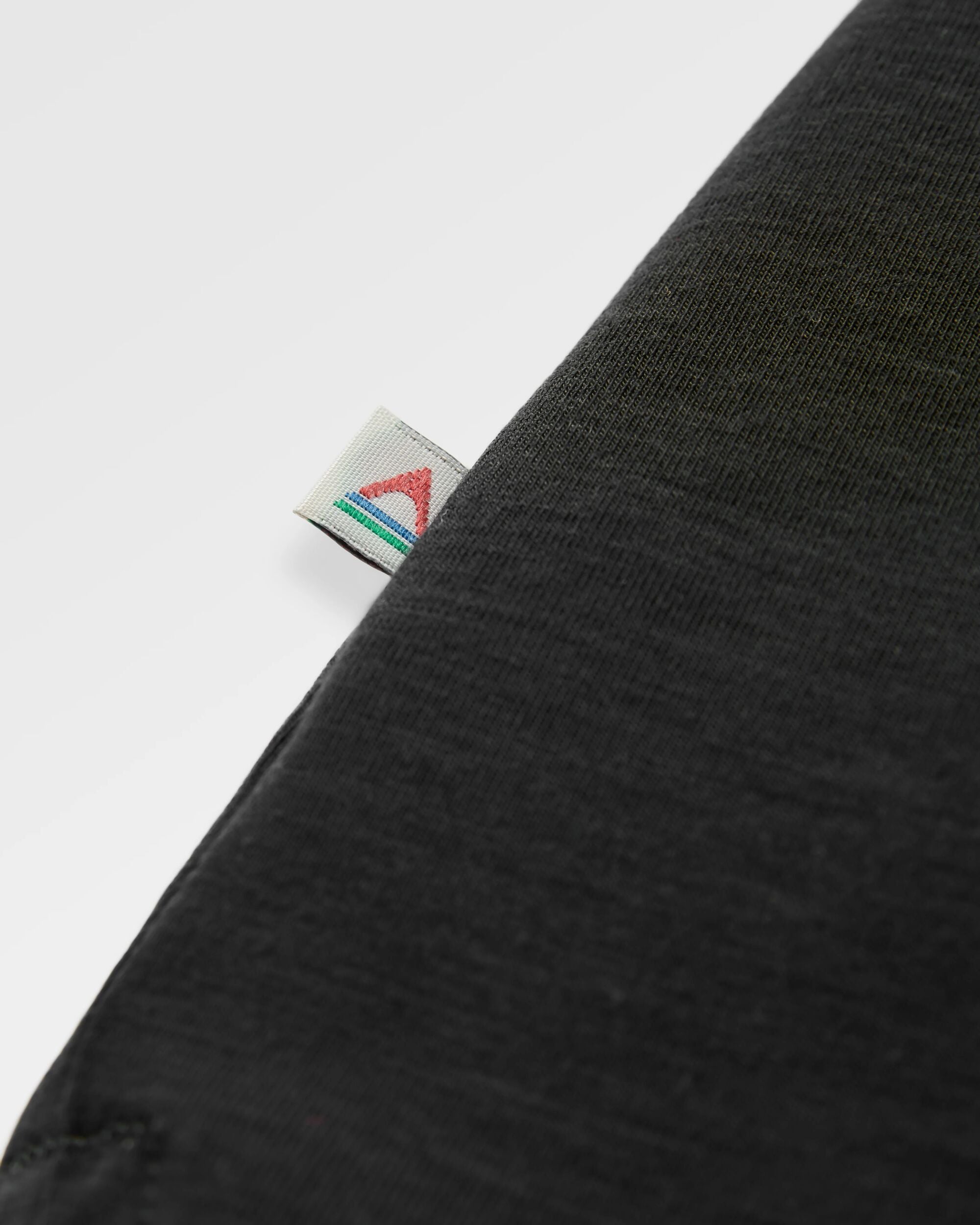 Roamer Women's Recycled Active T-Shirt - Black - Flatlay