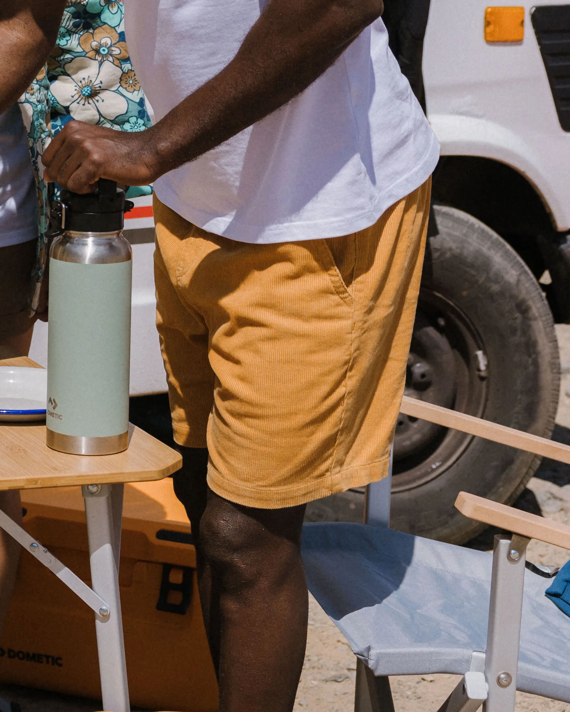 Drifter Cord Short - Spruce Yellow - Lifestyle