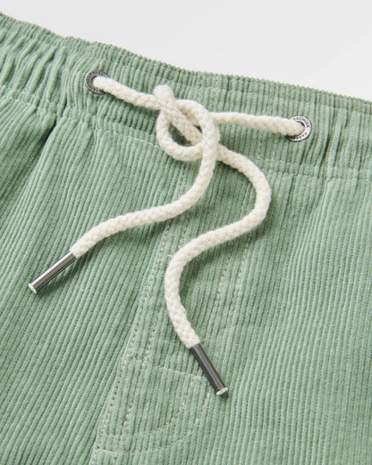 Drifter Cord Short - Pistachio - Flatlay