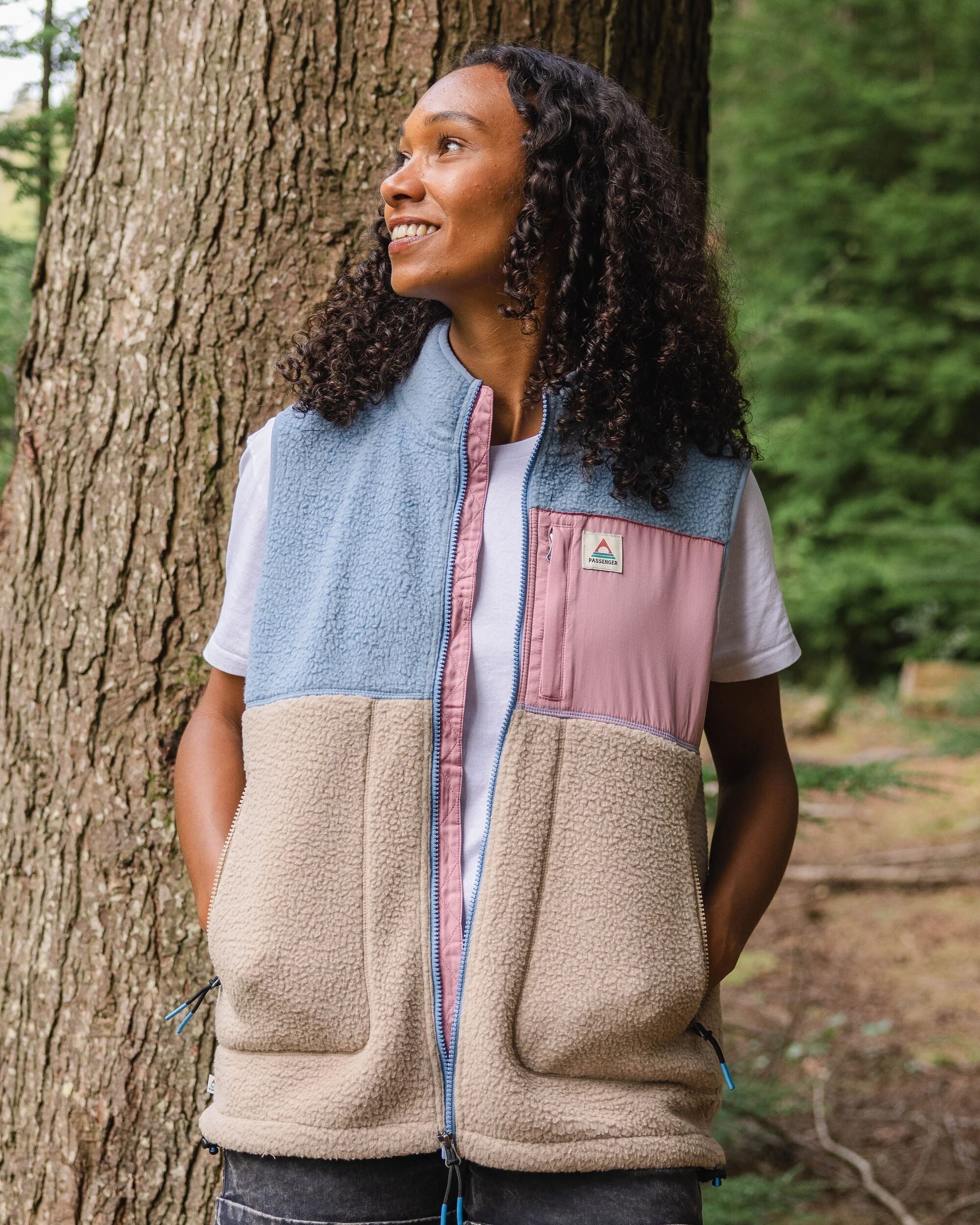 Fairbanks Recycled Sherpa Gilet - Faded Denim/Simply Taupe - Lifestyle