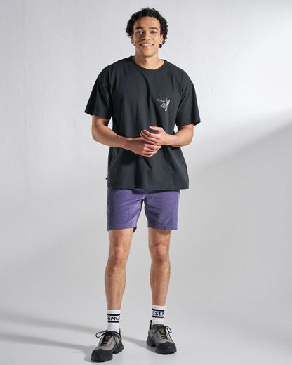Men's Roam Further T-Shirt - Black - Studio Model