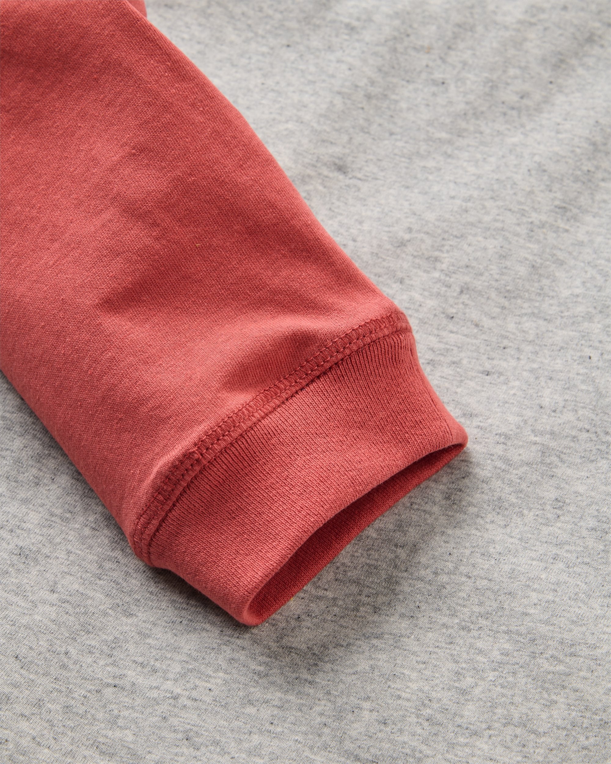 Odyssey Raglan LS T-Shirt - Redwood/Grey Marl - Flatlay